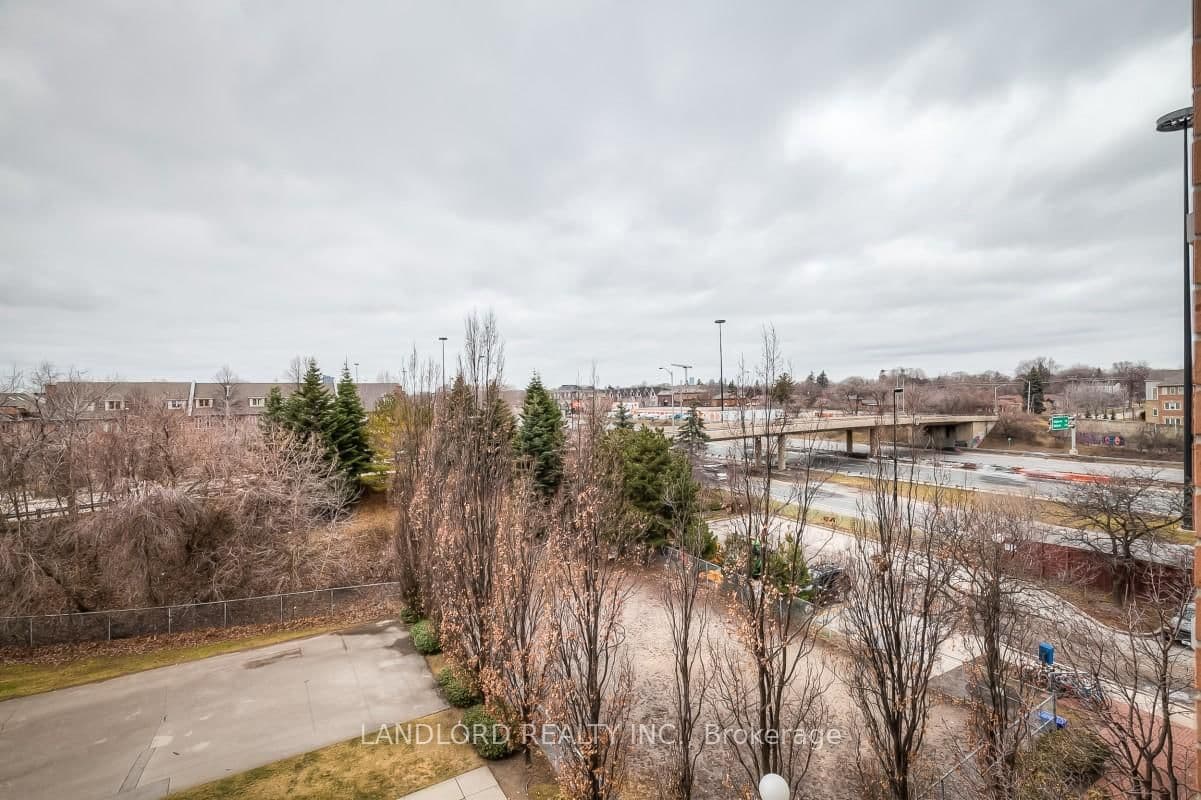190 Manitoba Street, Unit 511 thumbnail 17