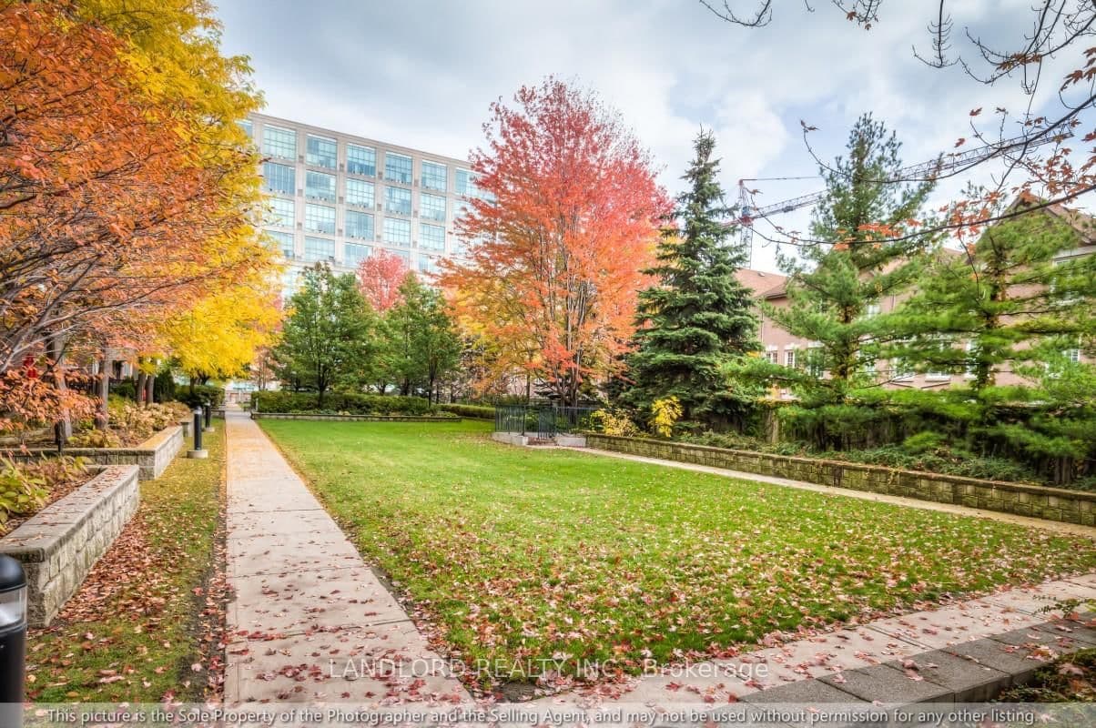 190 Manitoba Street, Unit 511 thumbnail 22