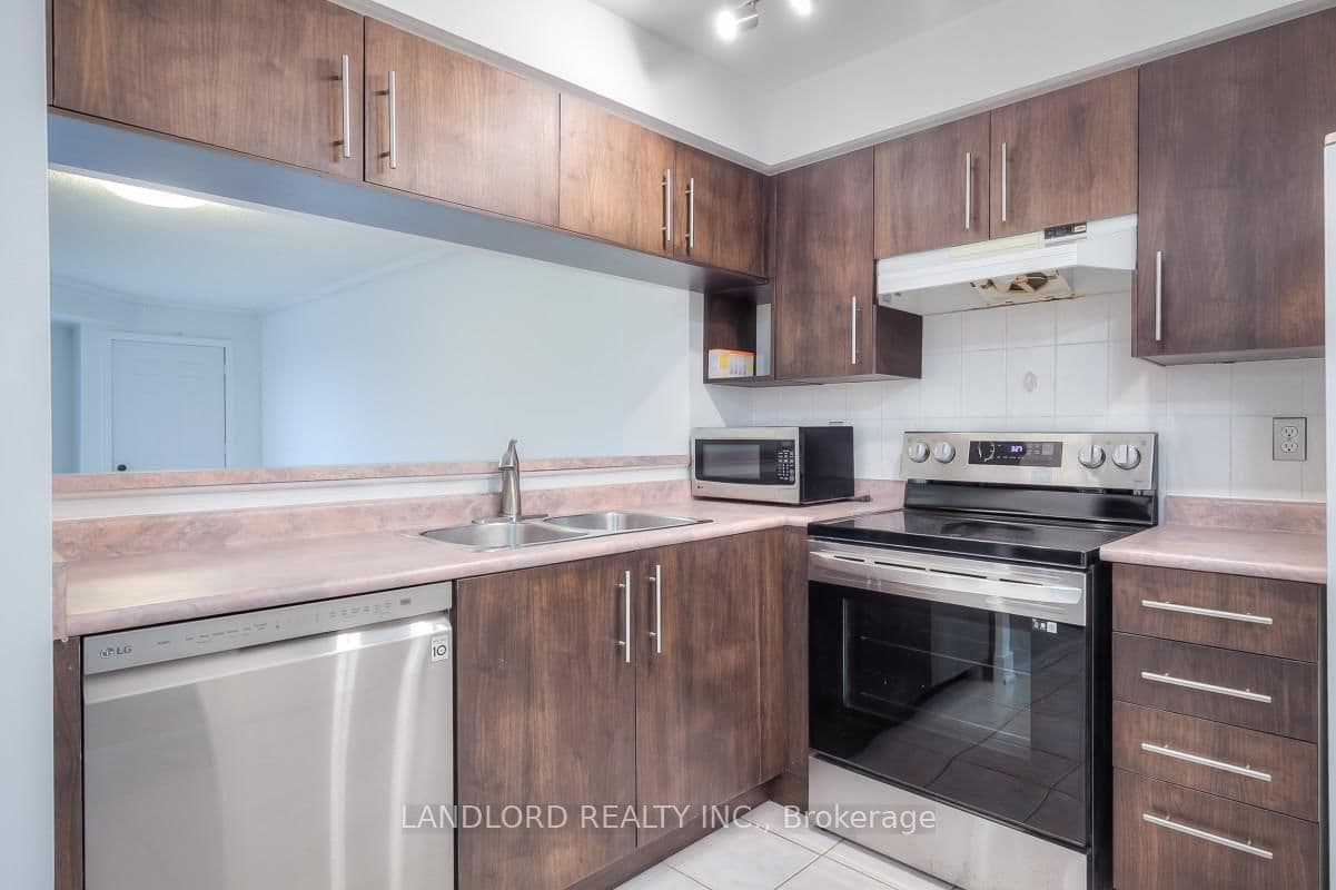 190 Manitoba Street, Unit 511 thumbnail 9