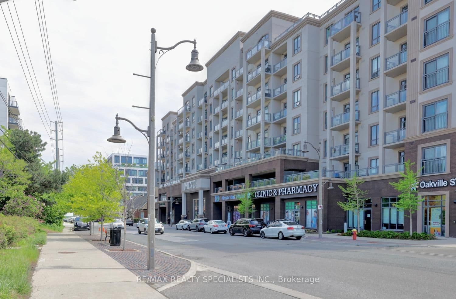 2525 Old Bronte Road, Unit 320 thumbnail 9