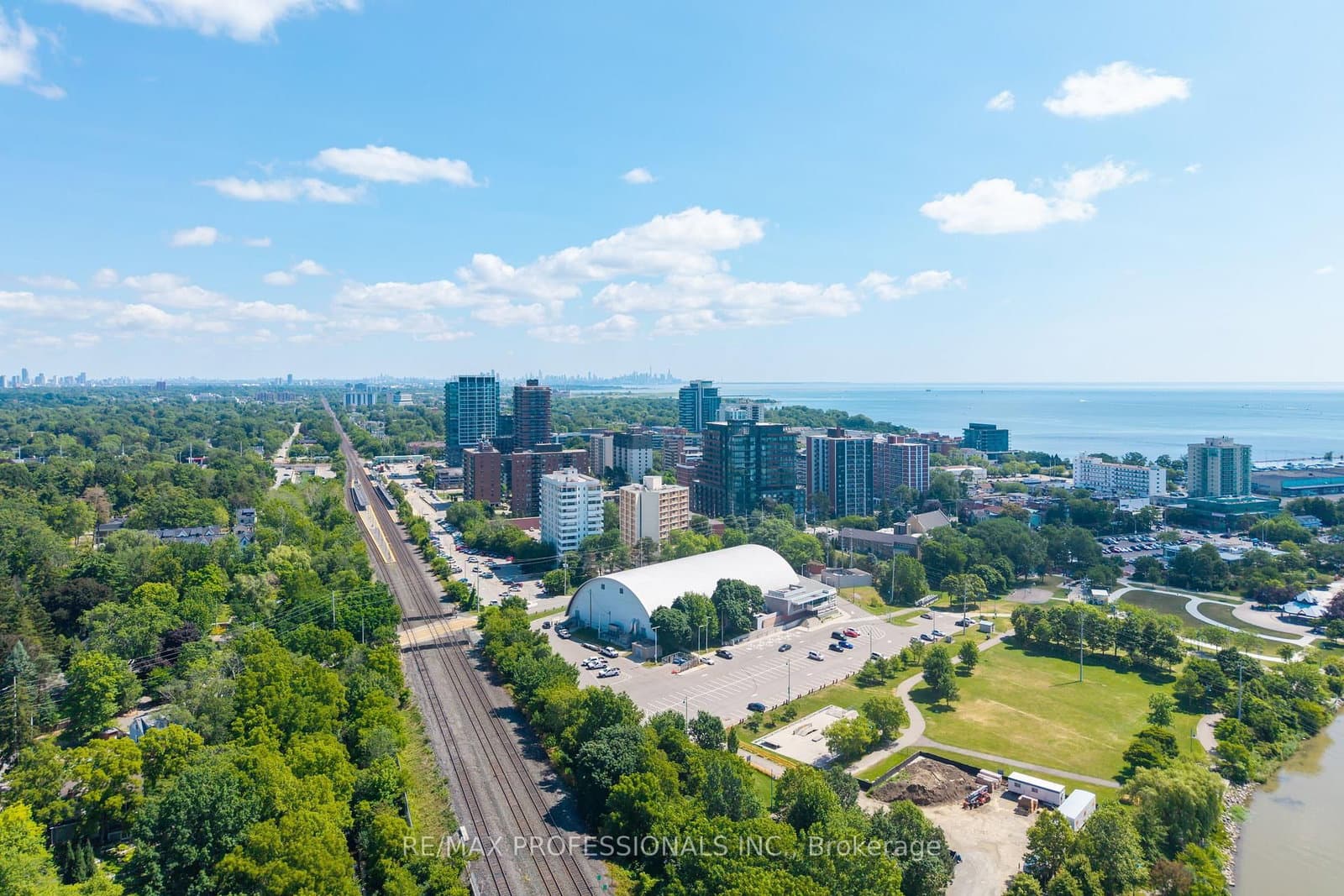 21 Park Street E, Unit 816 thumbnail 40