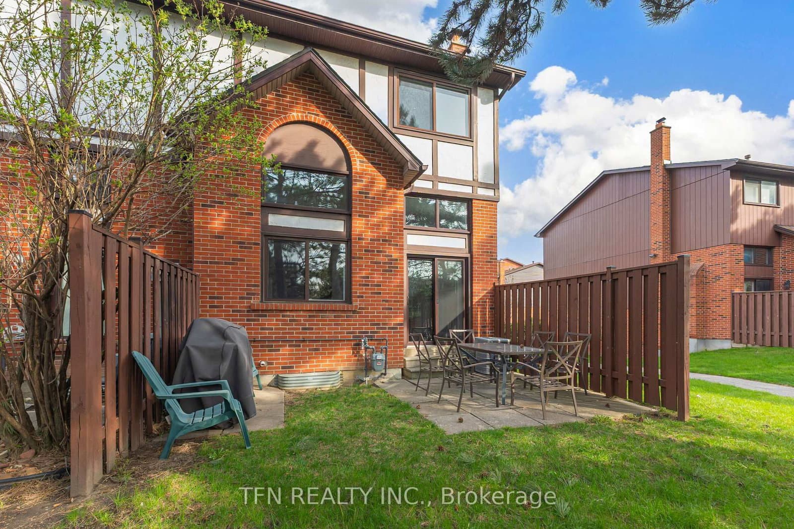 4165 Fieldgate Drive, Unit 9 thumbnail 22