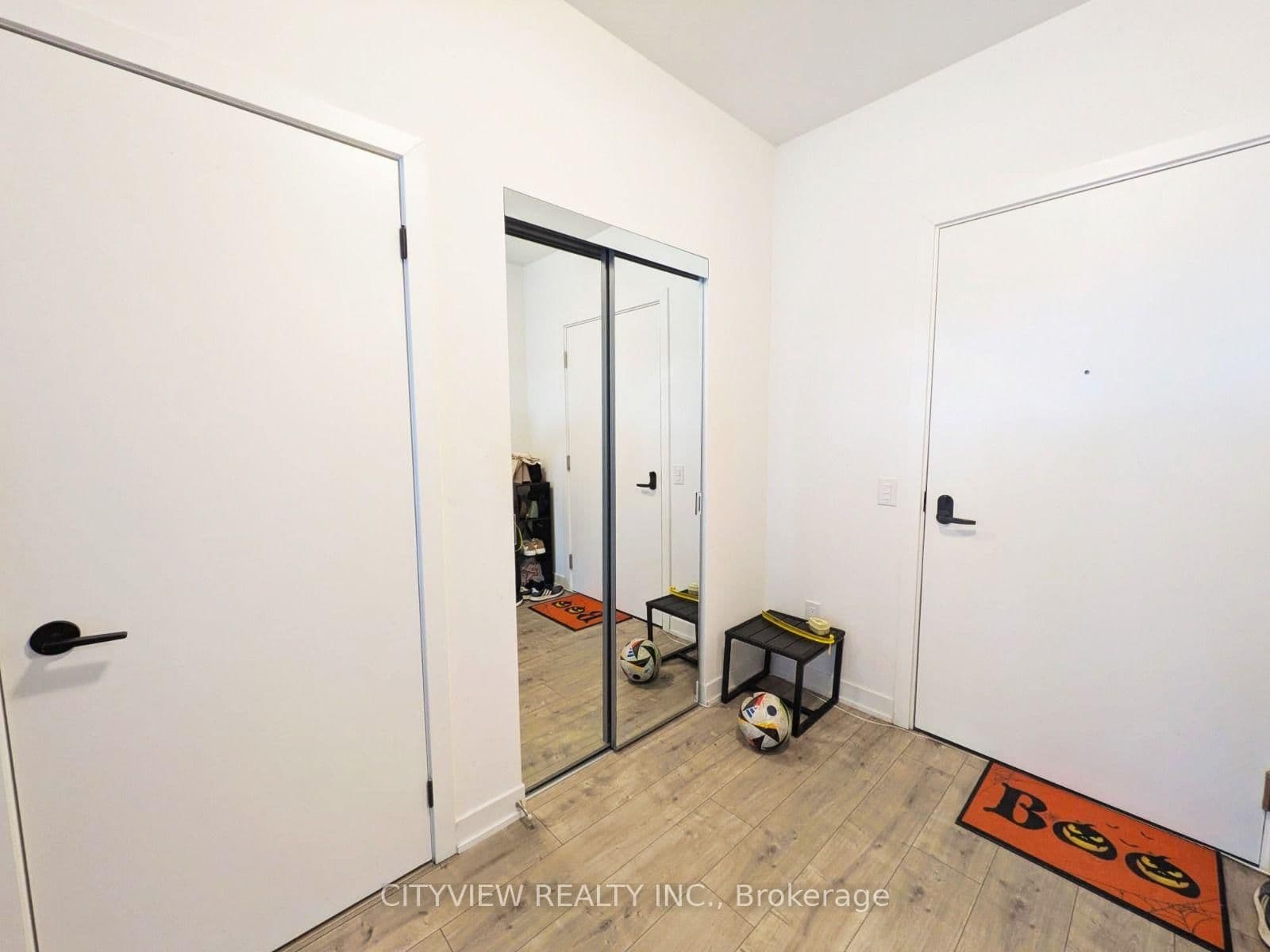 220 Missinnihe Way, Unit 602 thumbnail 16