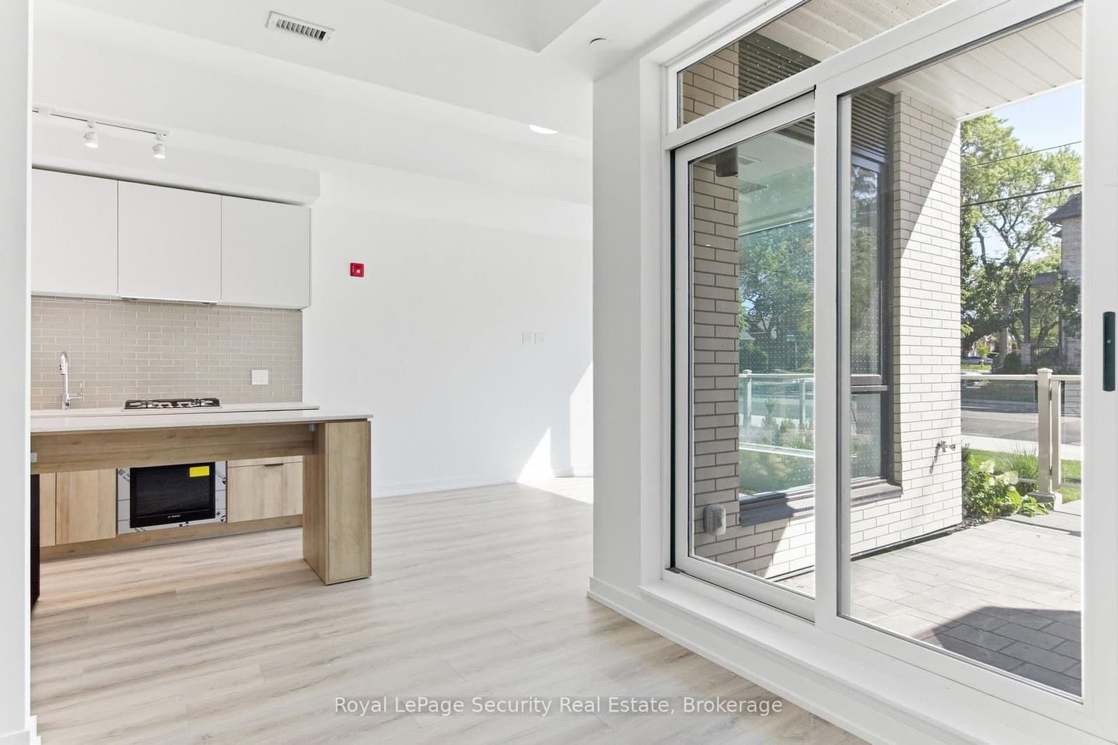 722 Marlee Avenue, Unit 104 thumbnail 29