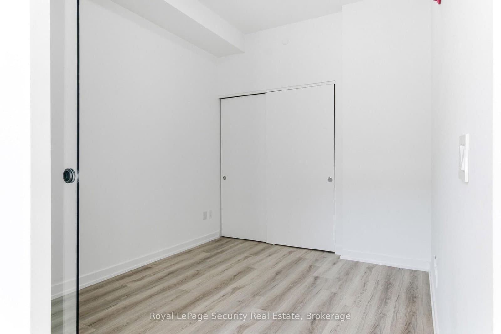 722 Marlee Avenue, Unit 104 thumbnail 31