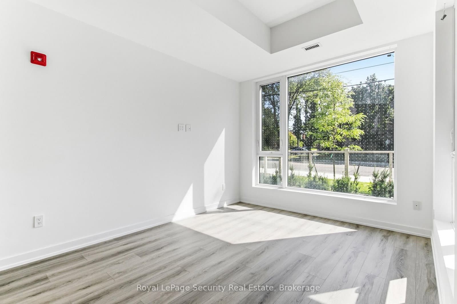 722 Marlee Avenue, Unit 104 thumbnail 9