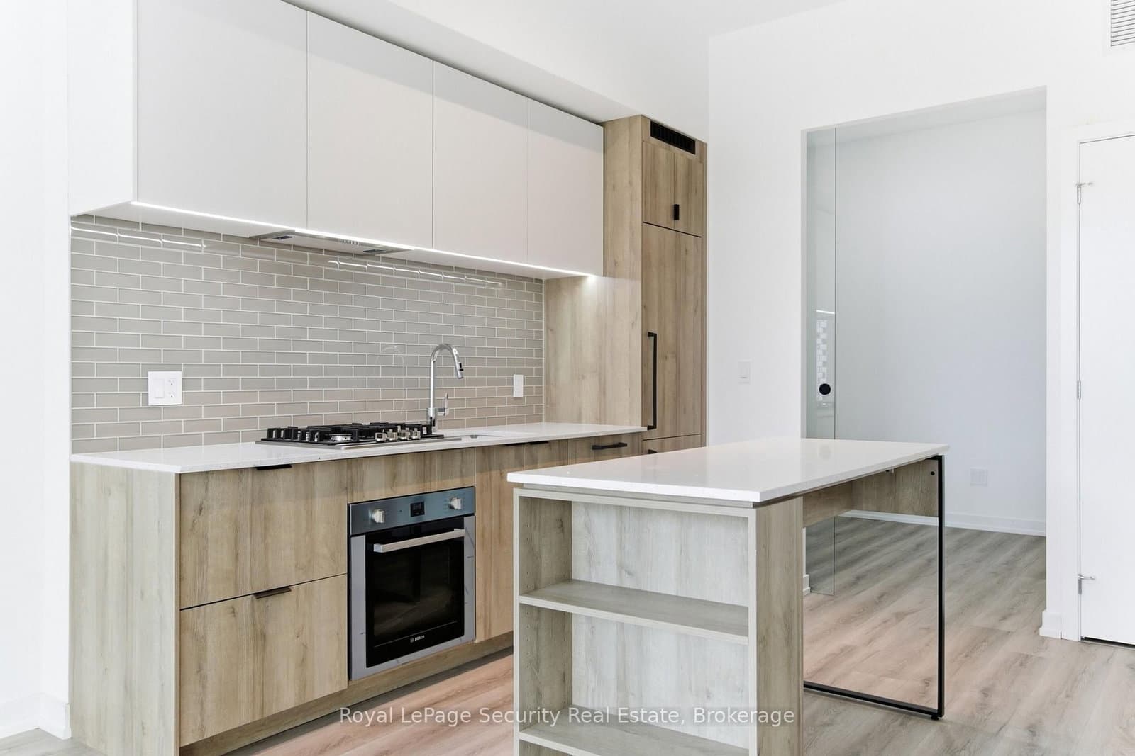722 Marlee Avenue, Unit 301 thumbnail 15