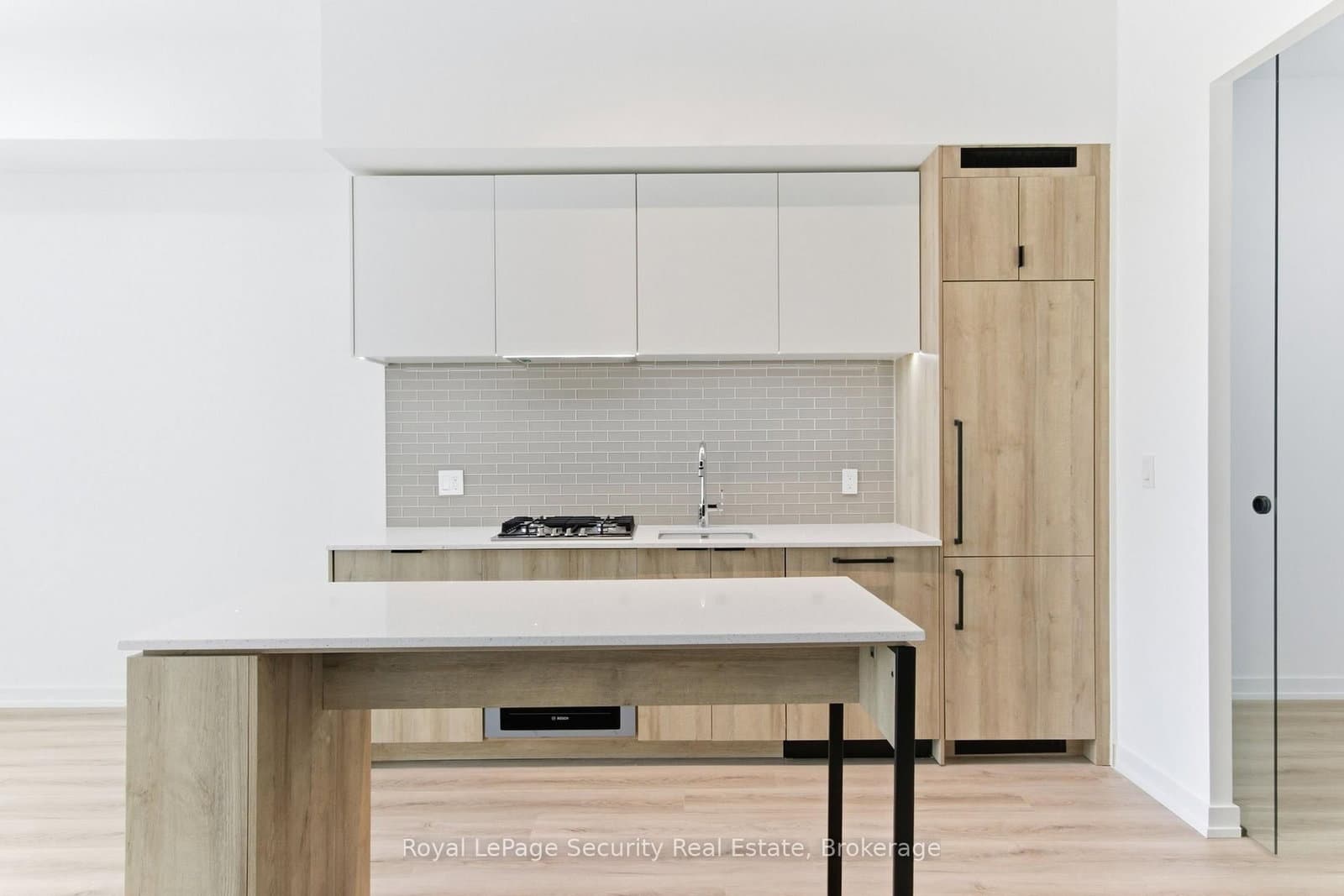 722 Marlee Avenue, Unit 301 thumbnail 16
