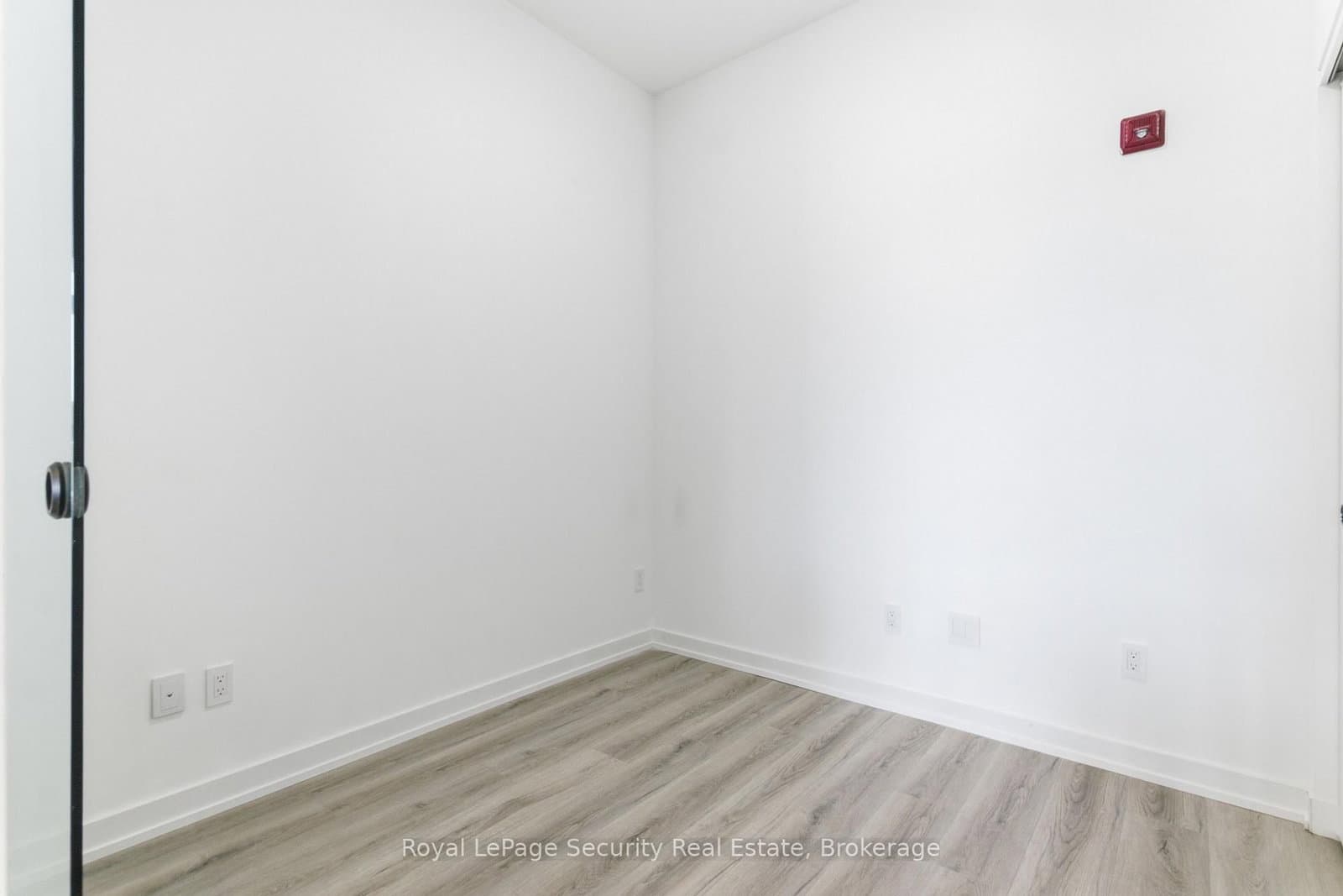 722 Marlee Avenue, Unit 301 thumbnail 28
