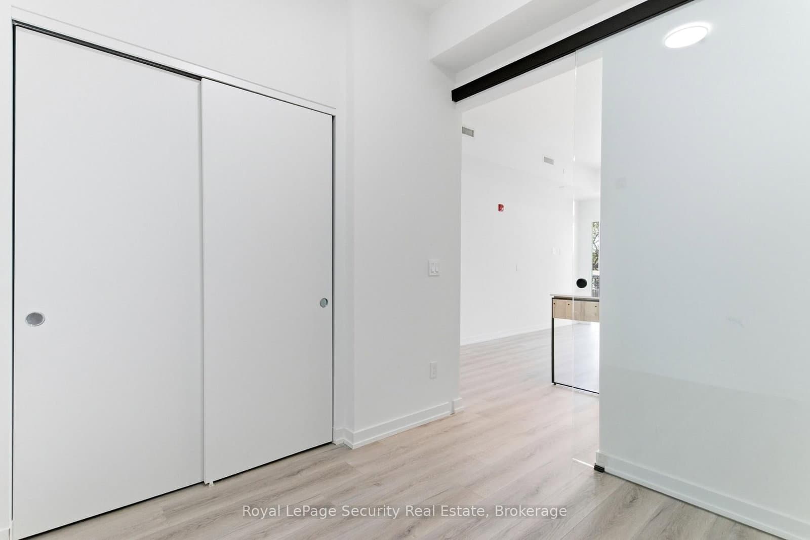 722 Marlee Avenue, Unit 301 thumbnail 30