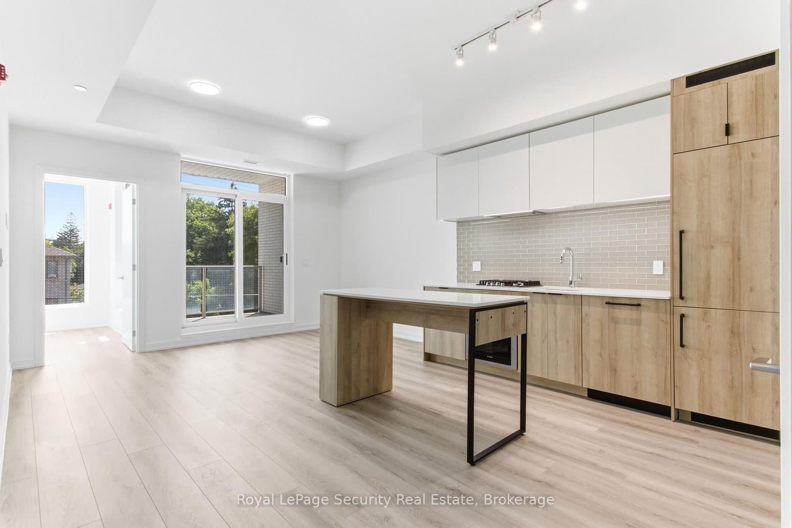 722 Marlee Avenue, Unit 301 thumbnail 6