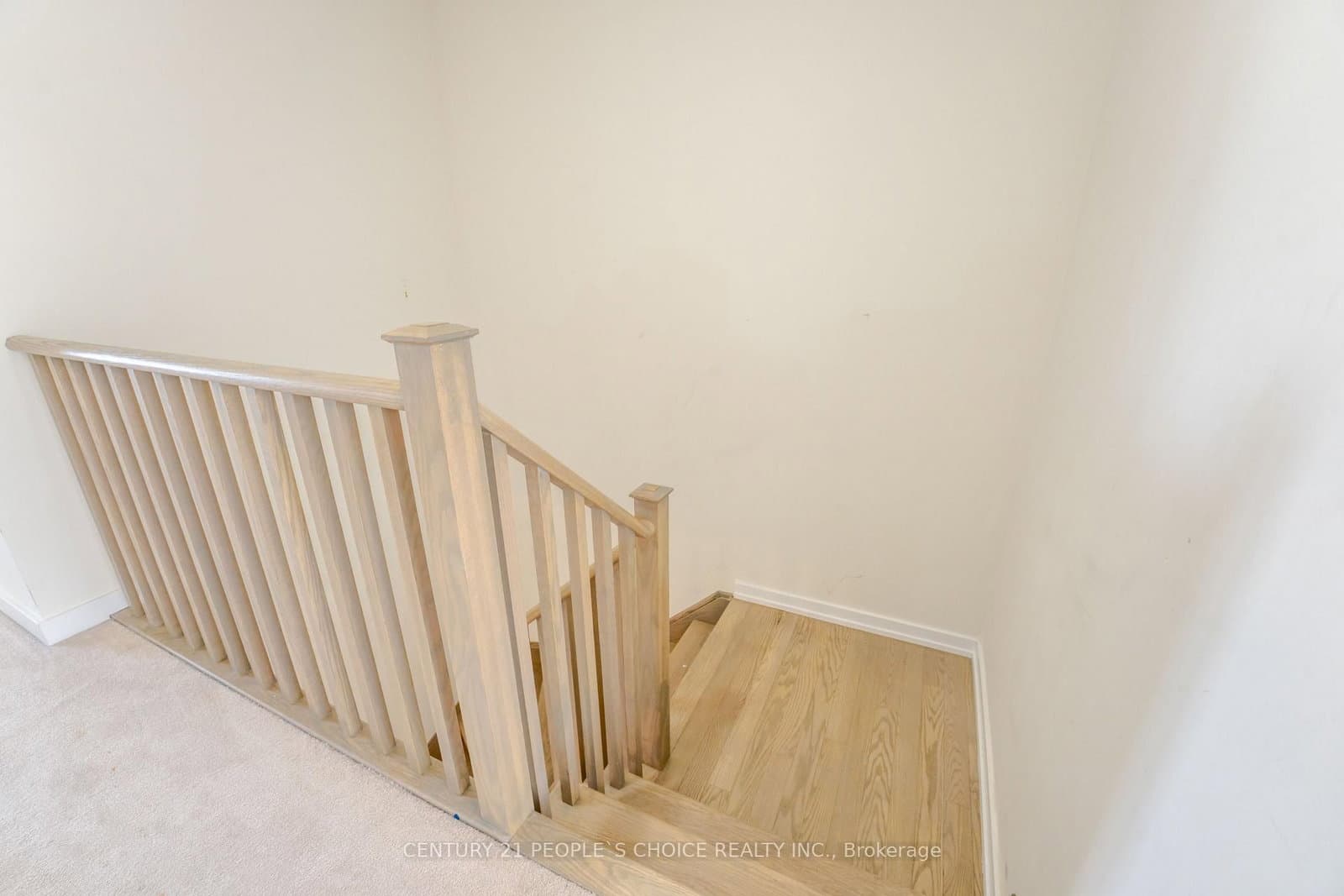 108 Golden Spring Drive thumbnail 33