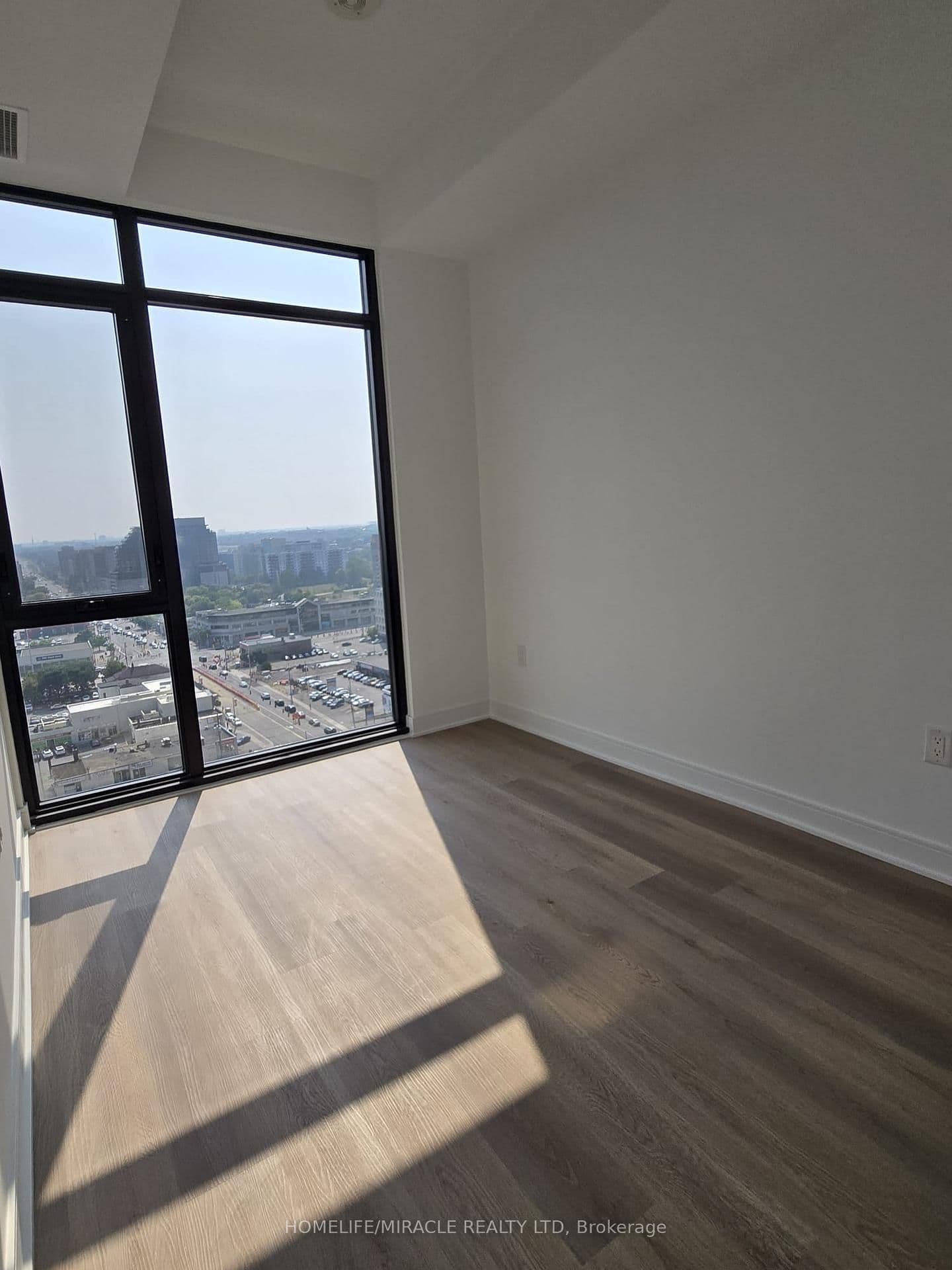 86 Dundas Street E, Unit 1715 thumbnail 9