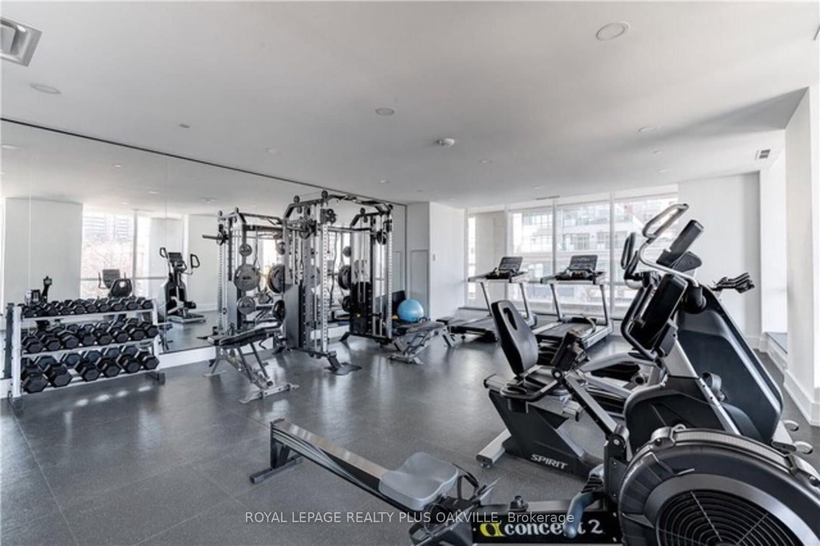 2060 Lakeshore Road, Unit 303 thumbnail 36