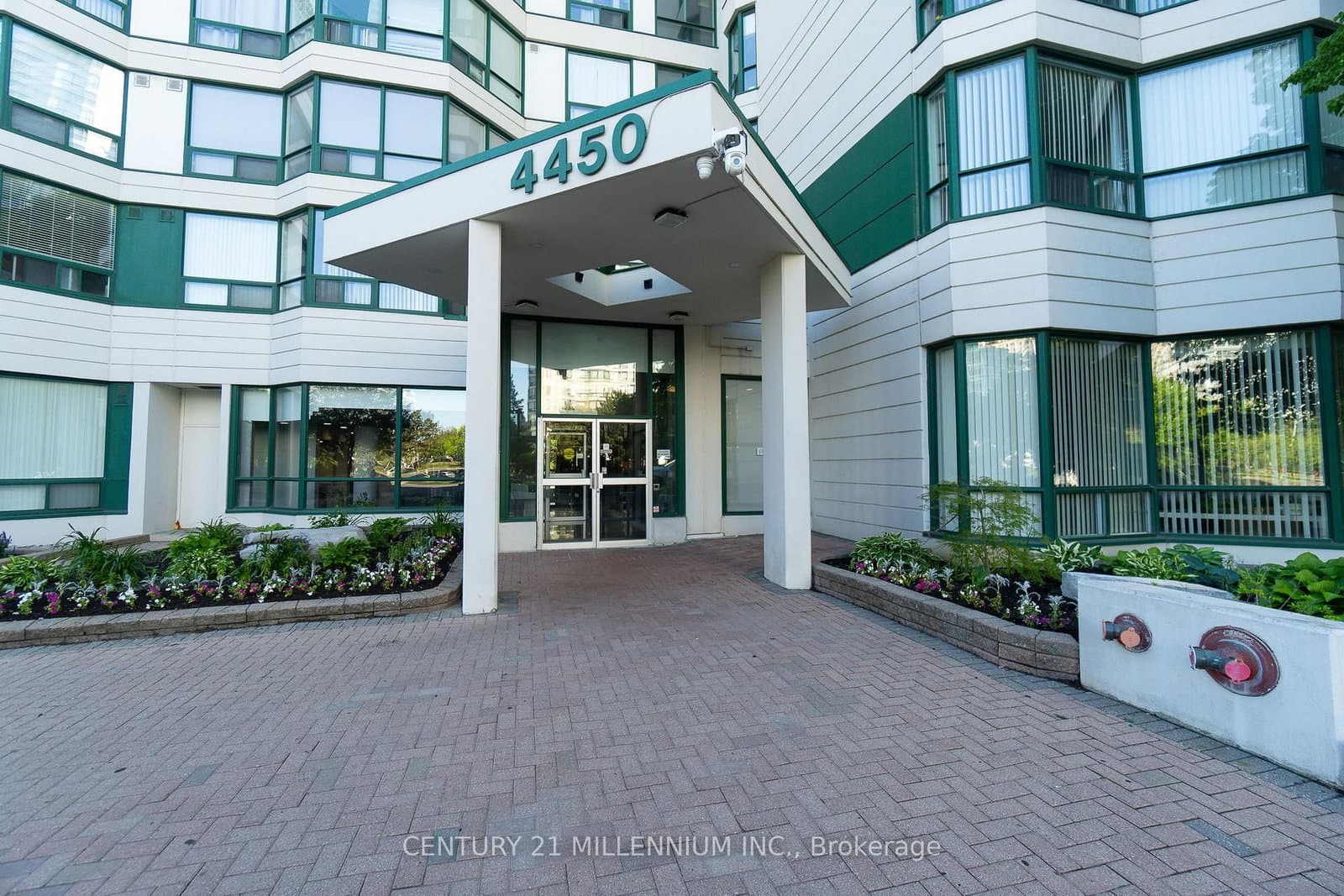 4450 Tucana Court, Unit 902 thumbnail 4