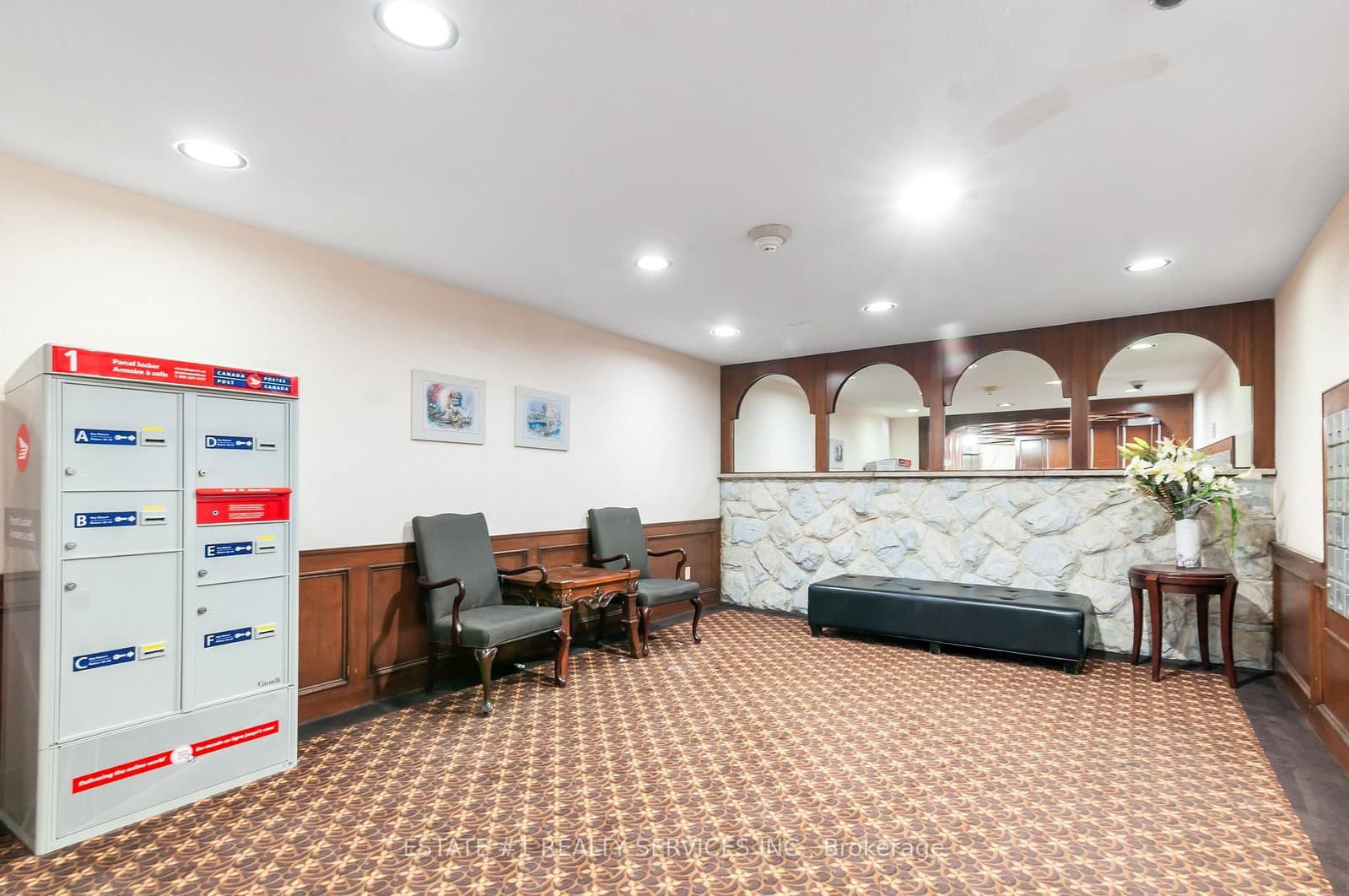 3555 Derry Road E, Unit 402 thumbnail 5