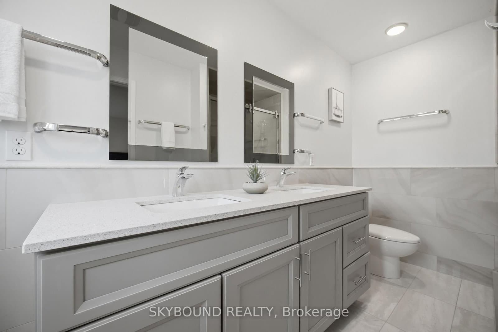 3906 Zenith Court thumbnail 20
