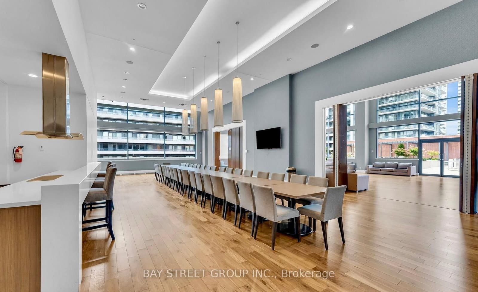 2212 Lake Shore Boulevard W, Unit 4304 thumbnail 16