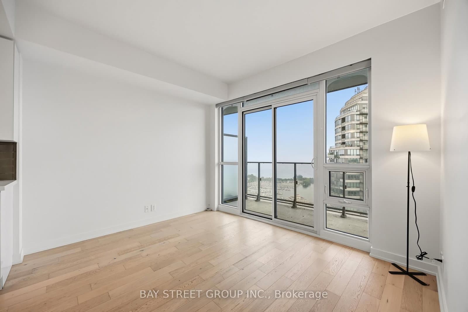 2212 Lake Shore Boulevard W, Unit 4304 thumbnail 26