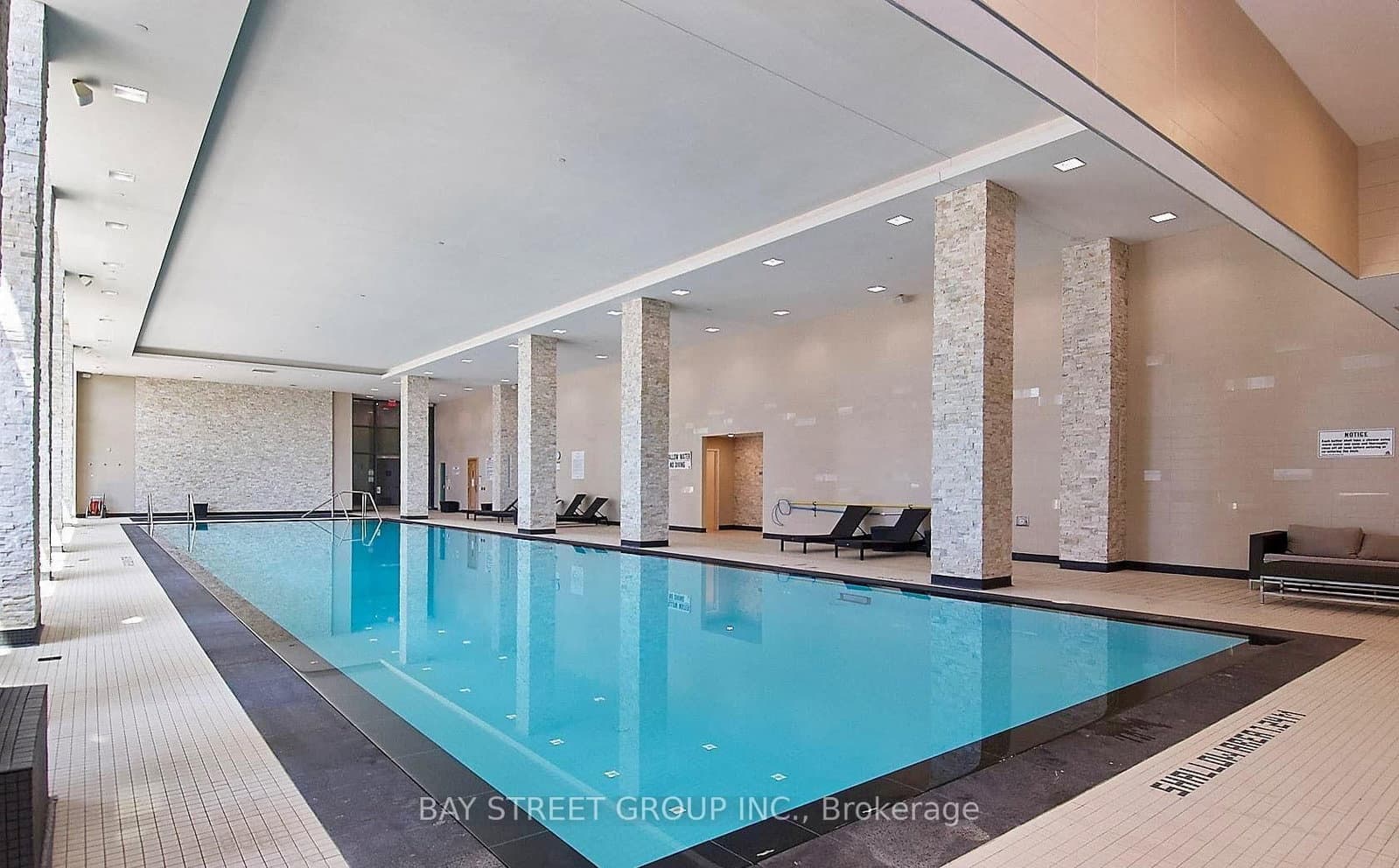2212 Lake Shore Boulevard W, Unit 4304 thumbnail 7