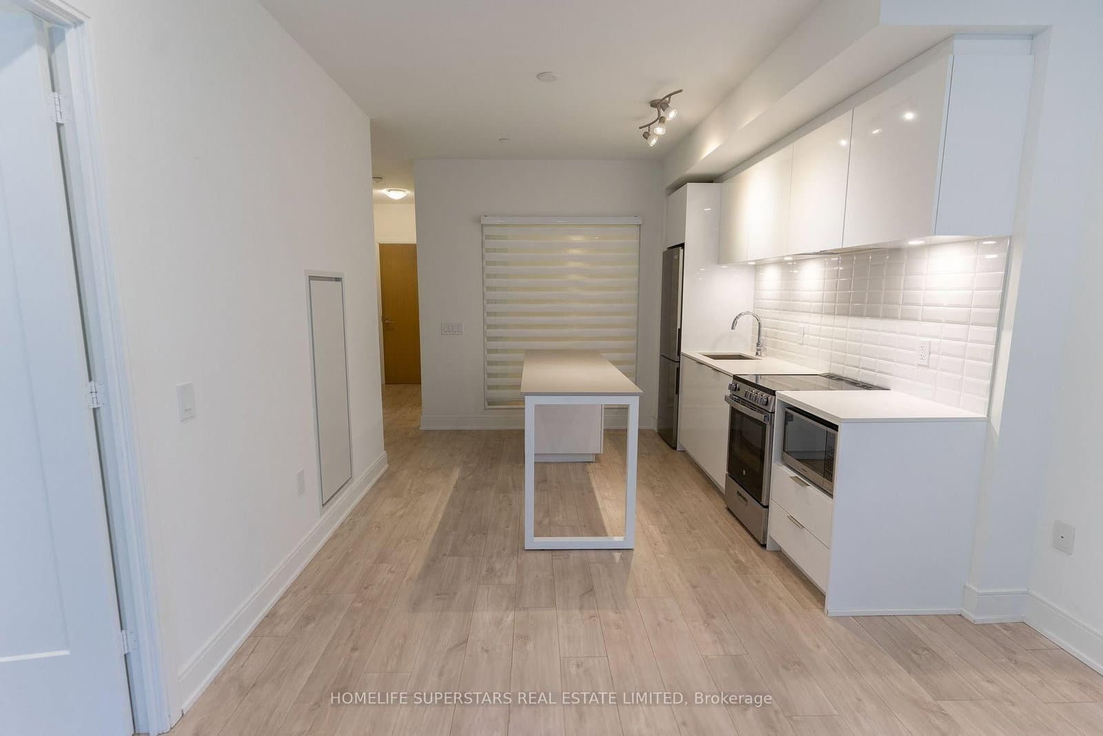 65 Annie Craig Drive, Unit 407 thumbnail 11