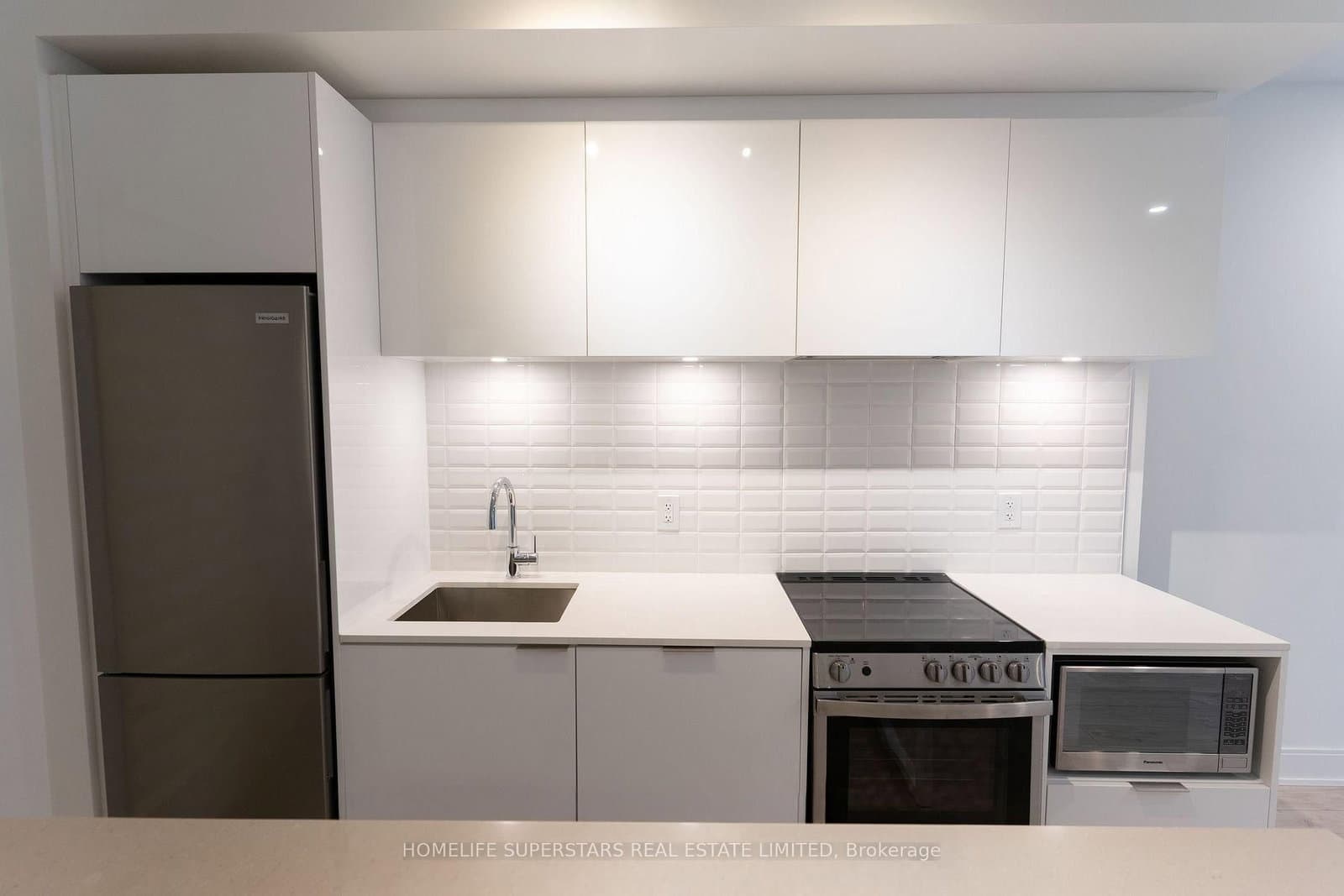 65 Annie Craig Drive, Unit 407 thumbnail 16