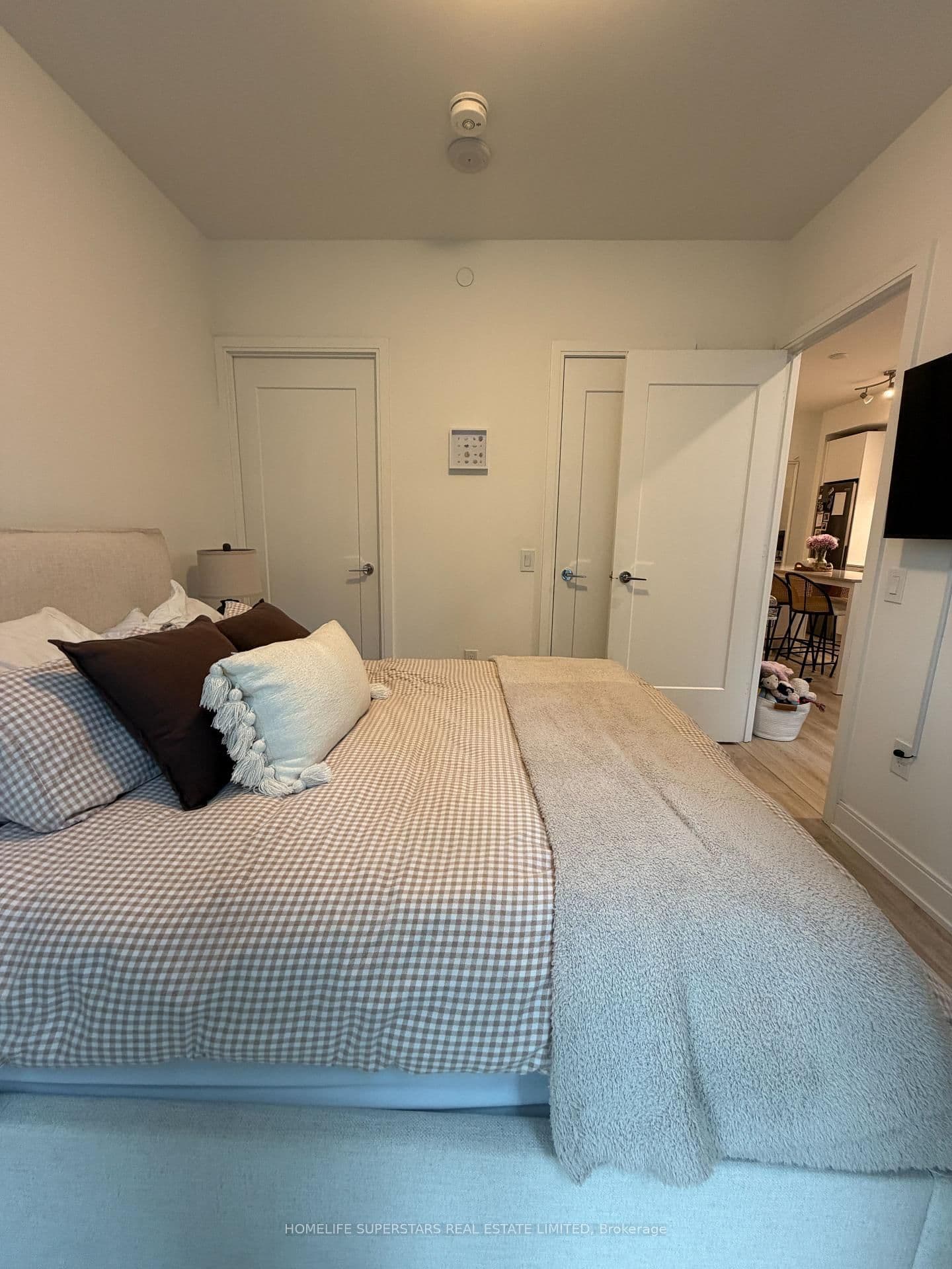 65 Annie Craig Drive, Unit 407 thumbnail 25