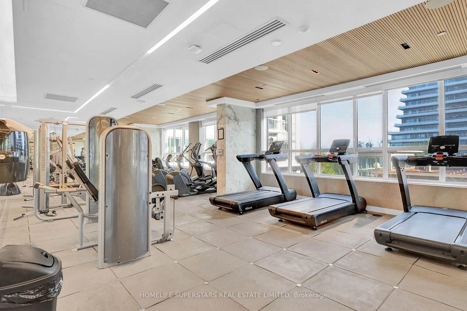 65 Annie Craig Drive, Unit 407 thumbnail 31