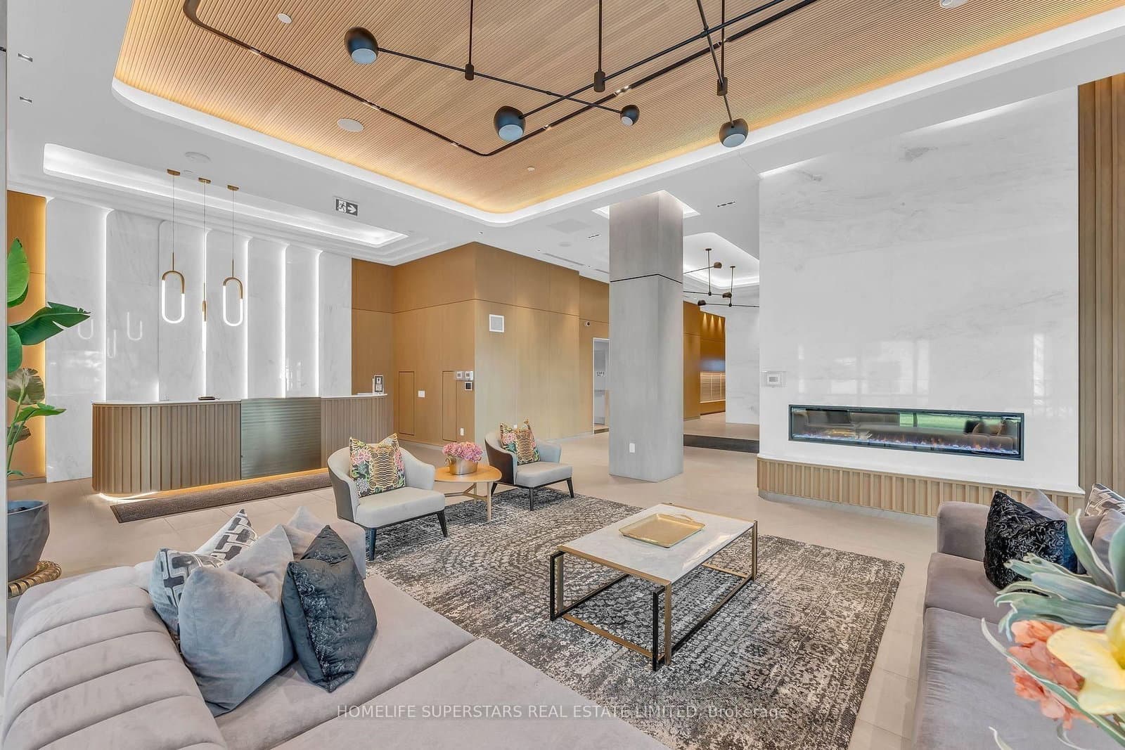65 Annie Craig Drive, Unit 407 thumbnail 6