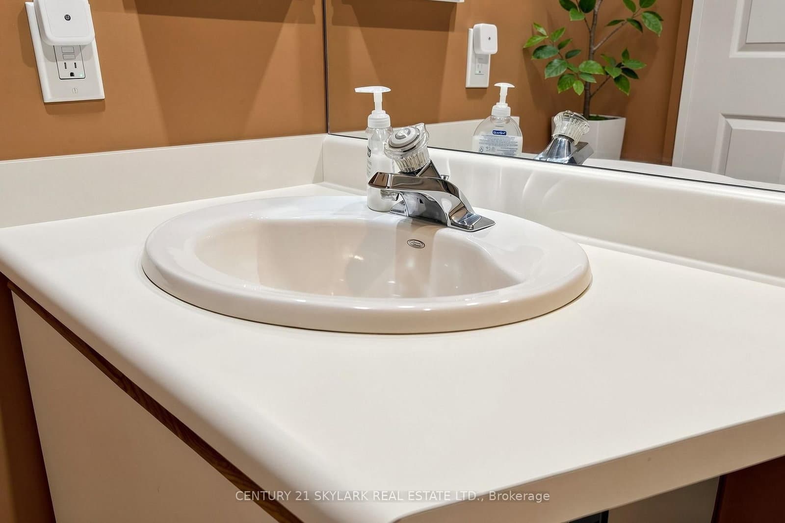 4460 Tucana Court, Unit 1611 thumbnail 33