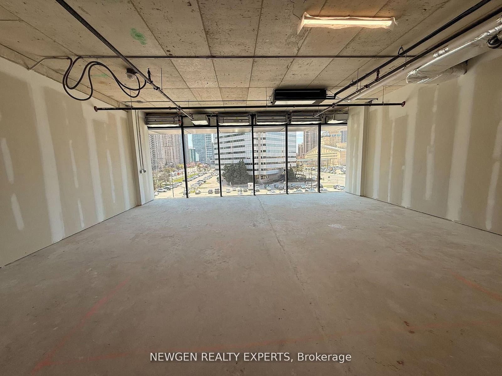 4023 The Exchange, Unit 403 thumbnail 9