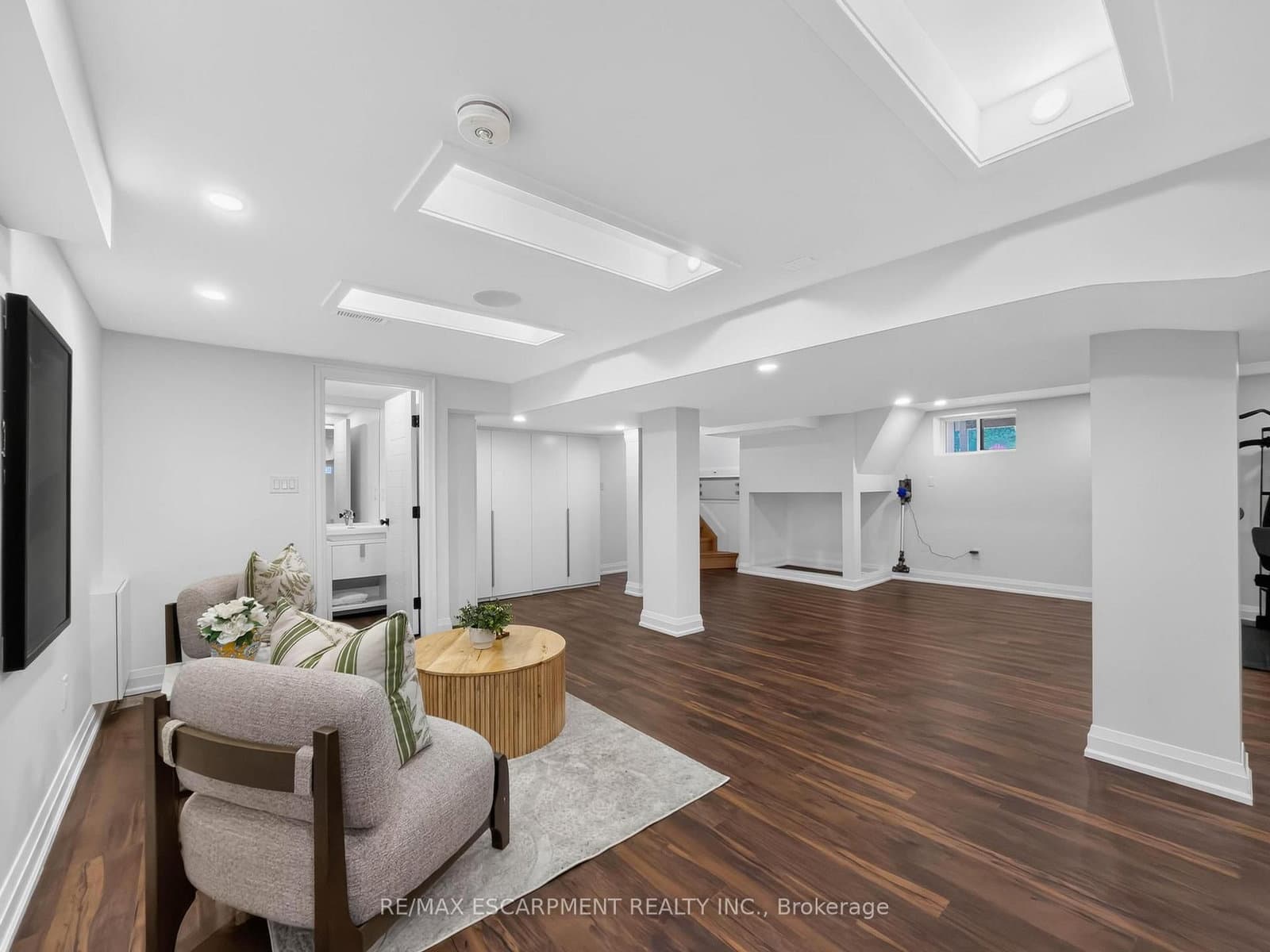 5178 Hunter Drive thumbnail 37