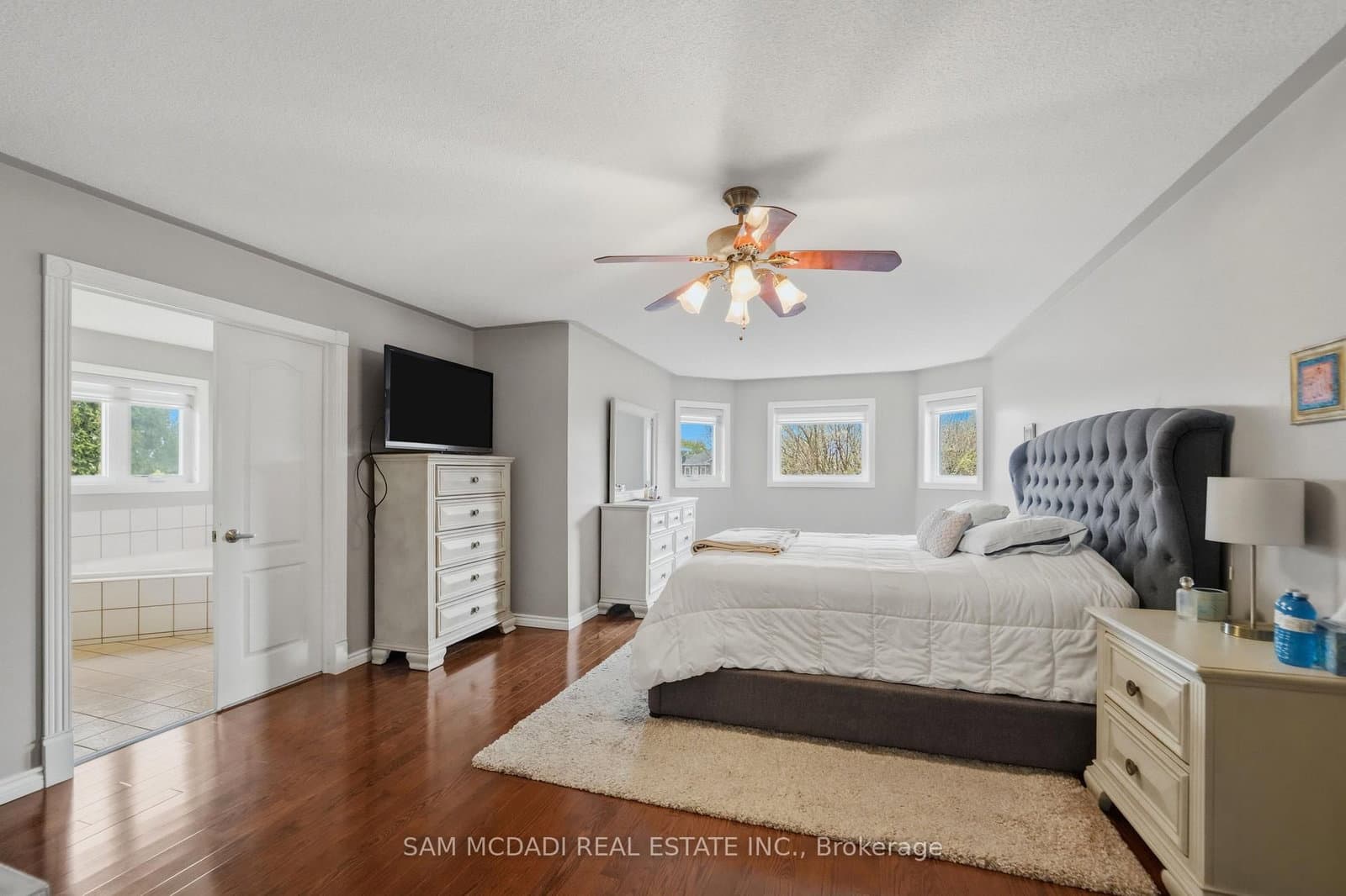 3605 Trelawny Circle thumbnail 17