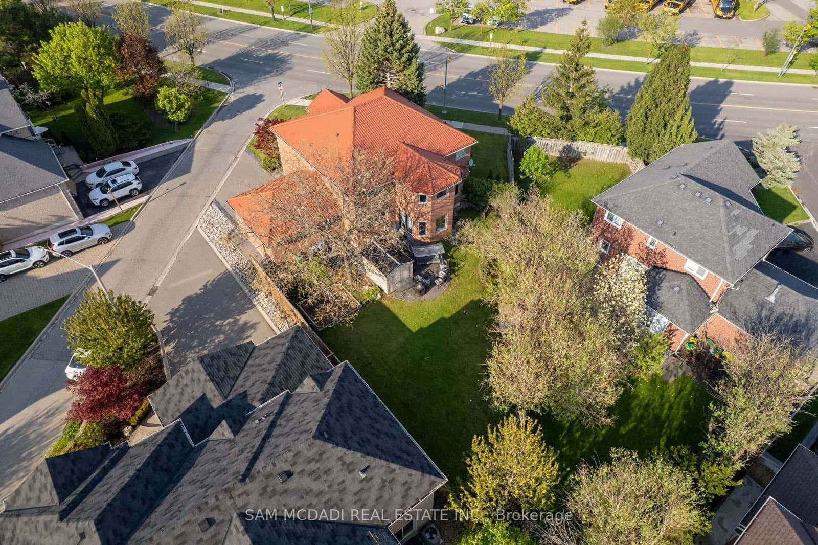 3605 Trelawny Circle thumbnail 41
