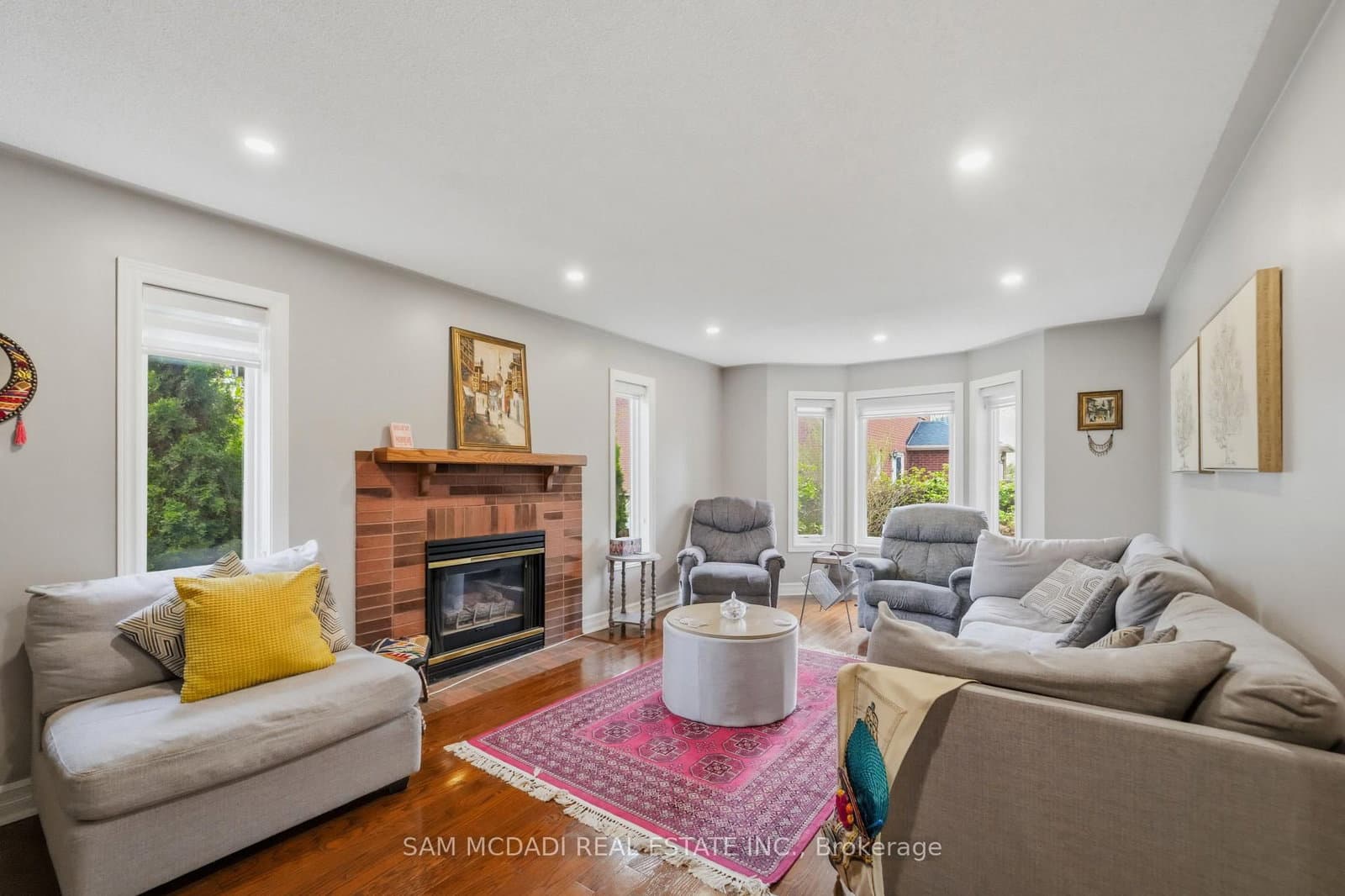 3605 Trelawny Circle thumbnail 6