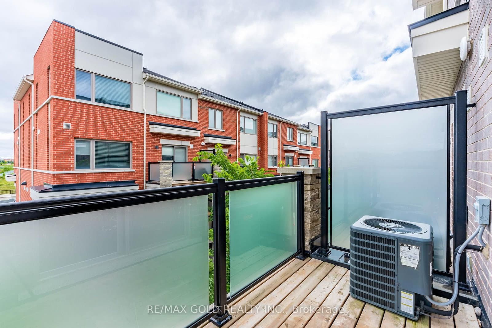 240 Lagerfeld Drive, Unit 16 thumbnail 22
