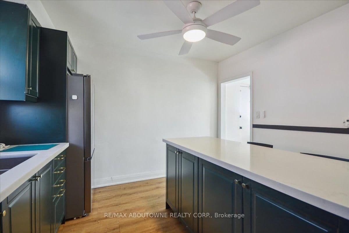 2 Wesley Street, Unit 6 thumbnail 15