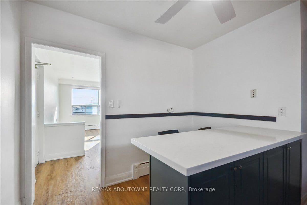 2 Wesley Street, Unit 6 thumbnail 16