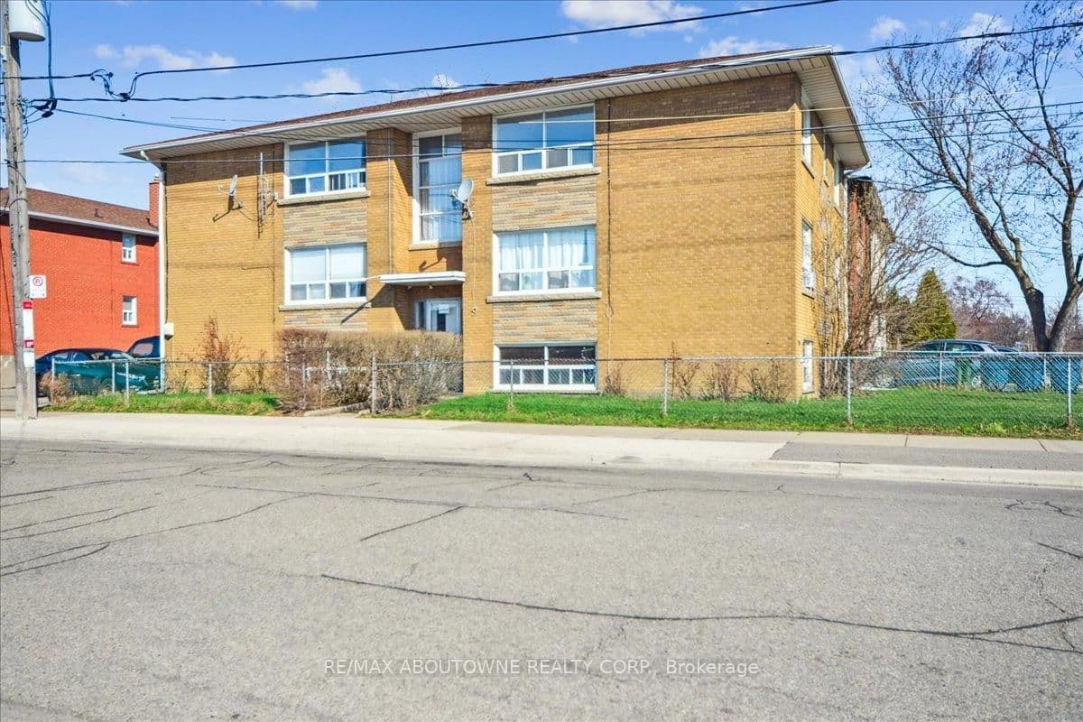 2 Wesley Street, Unit 6 thumbnail 2