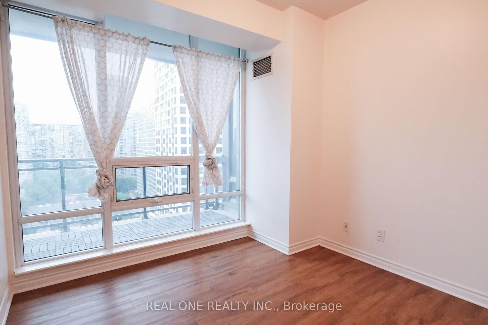 3525 Kariya Drive, Unit 1608 thumbnail 10
