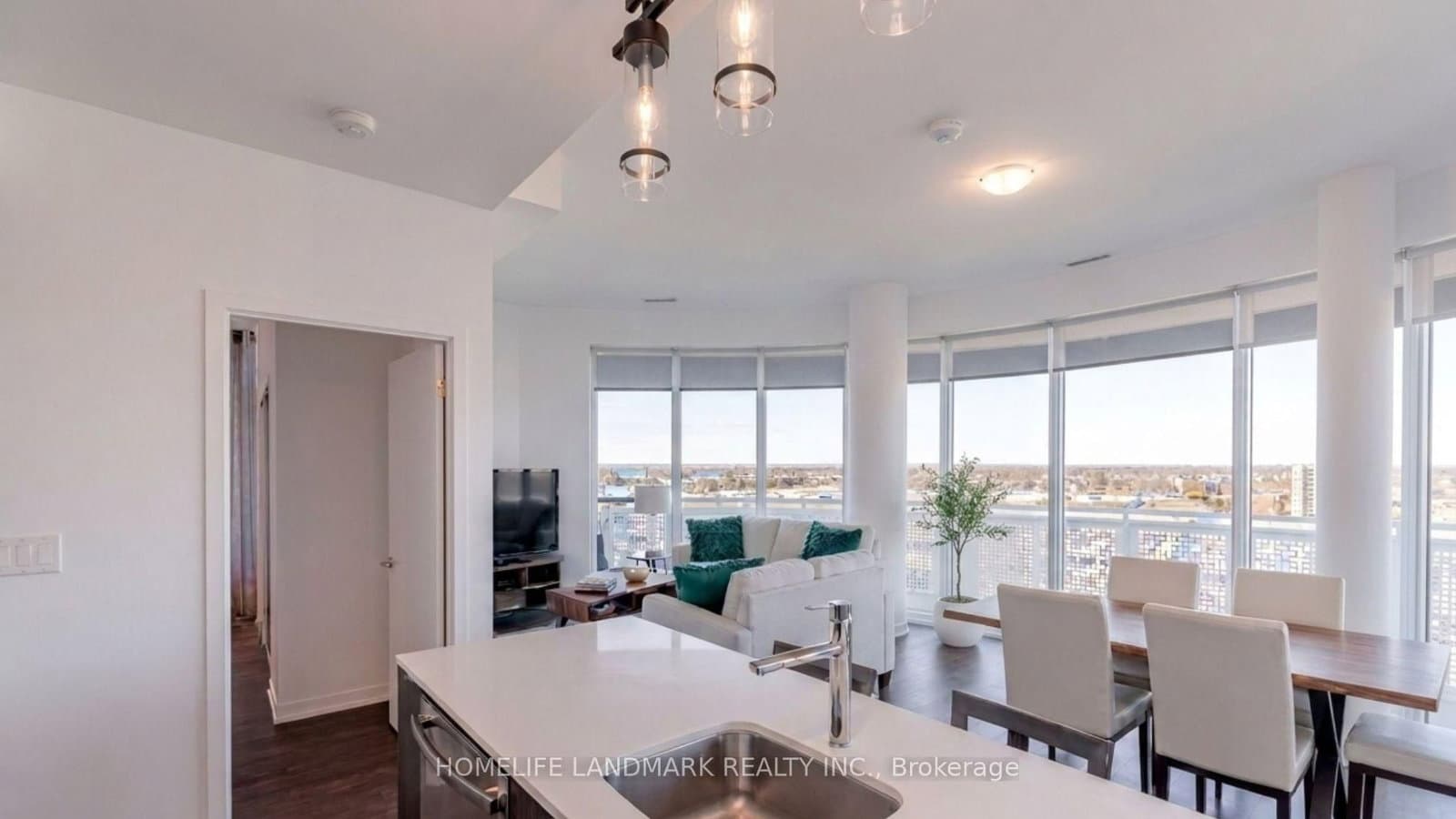 2520 Eglinton Avenue W, Unit 905 thumbnail 2