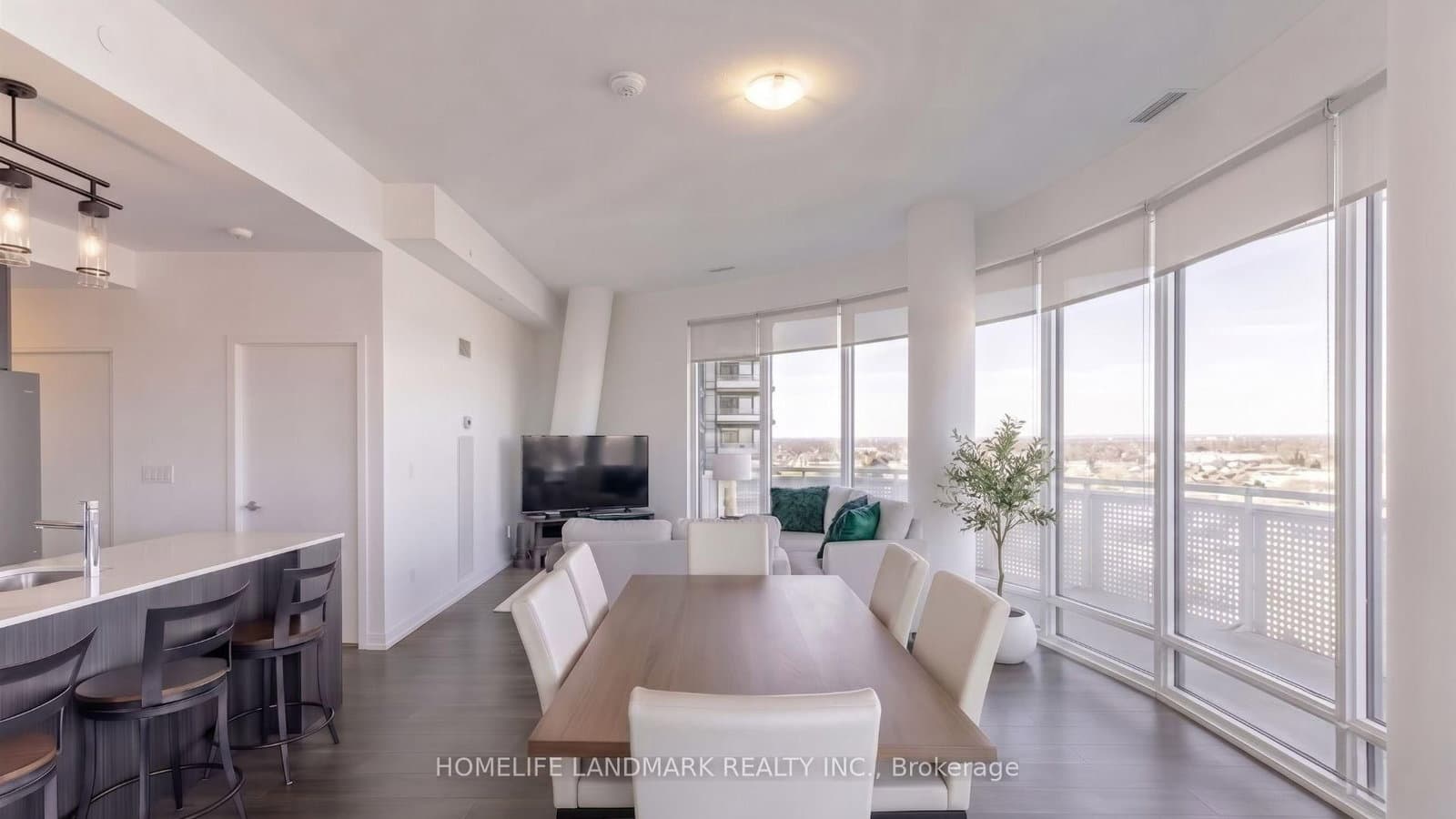2520 Eglinton Avenue W, Unit 905 thumbnail 8