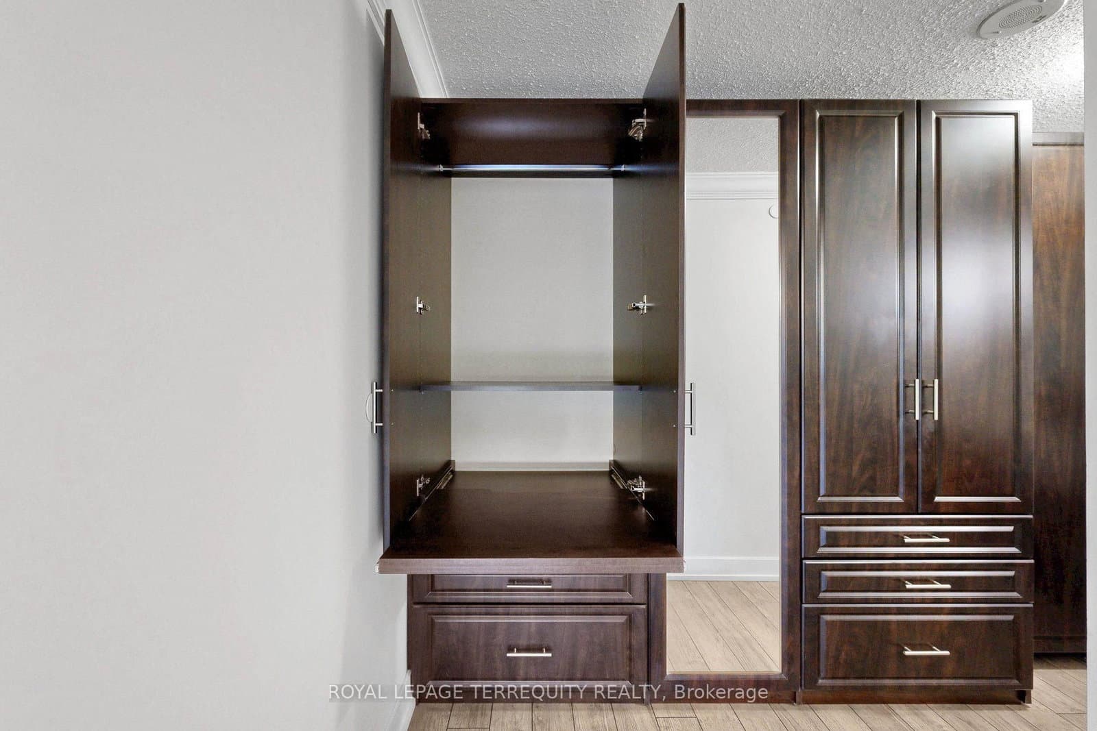 2 Eva Road, Unit 1322 thumbnail 12