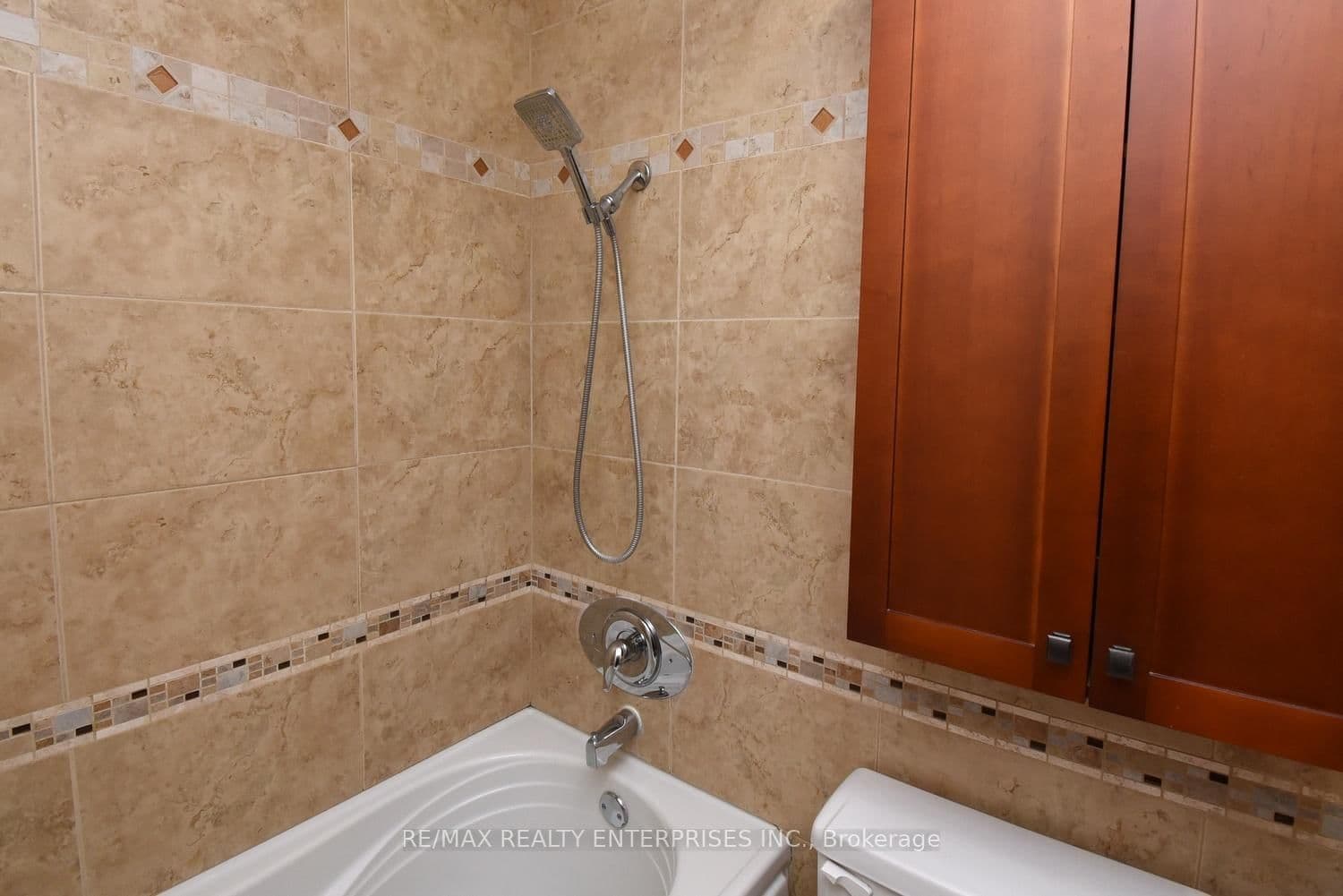 2001 Bonnymede Drive, Unit 119 thumbnail 25