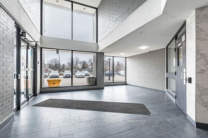 2001 Bonnymede Drive, Unit 119 thumbnail 3