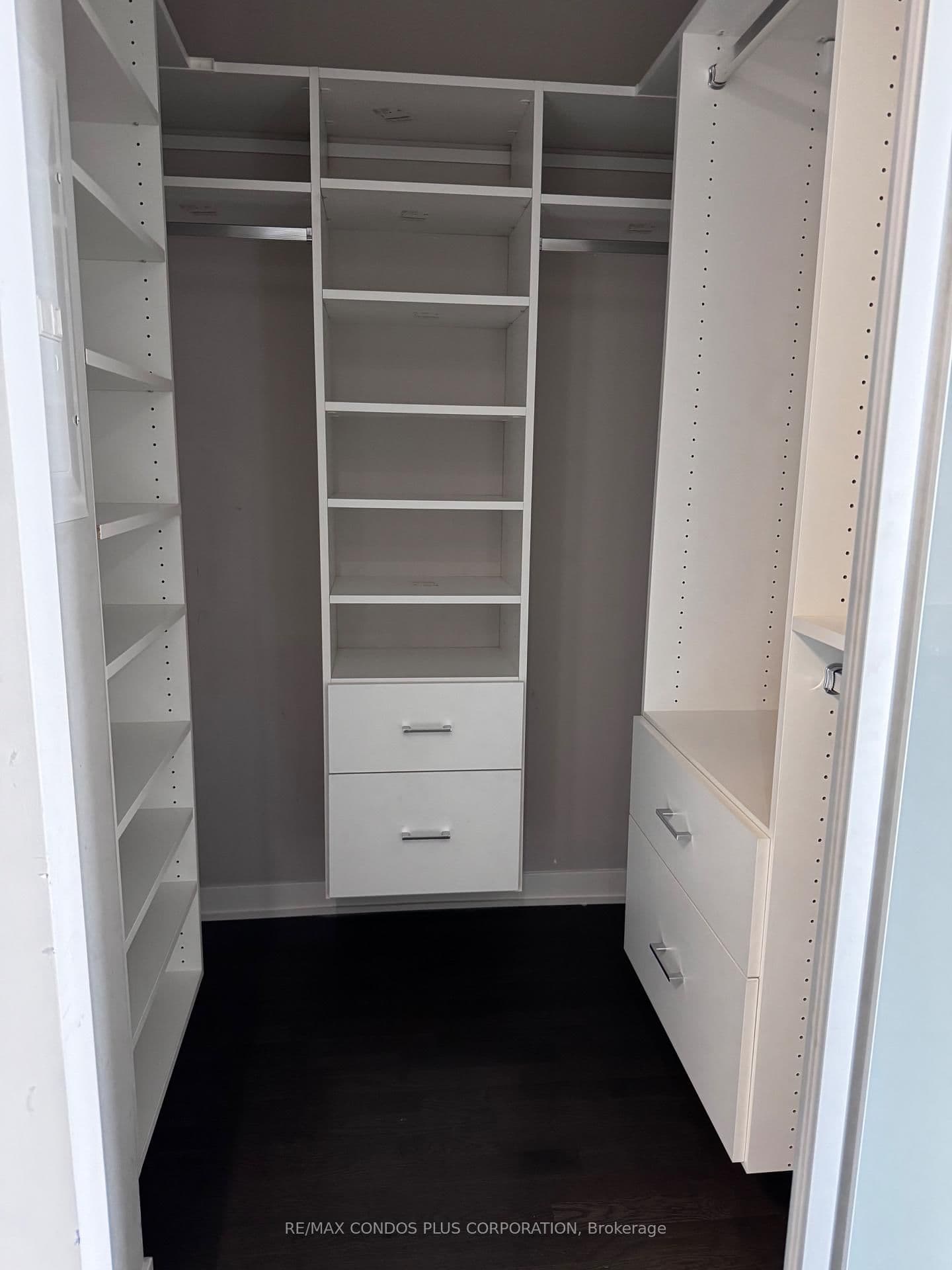 90 Park Lawn Road, Unit 903 thumbnail 9