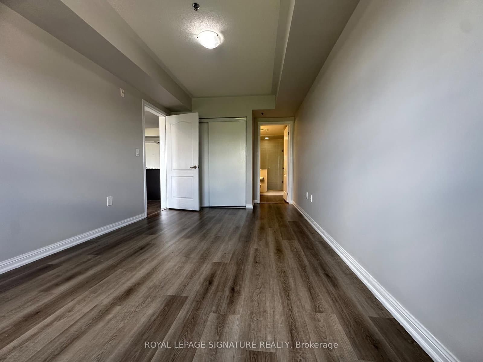 60 Baycliffe Crescent, Unit 305 thumbnail 8