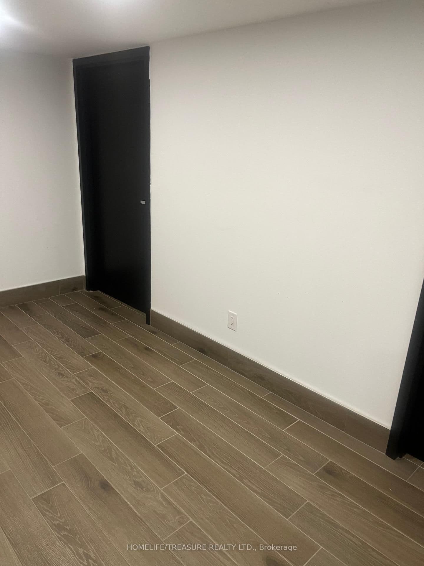 3271 DUFFERIN Street thumbnail 13
