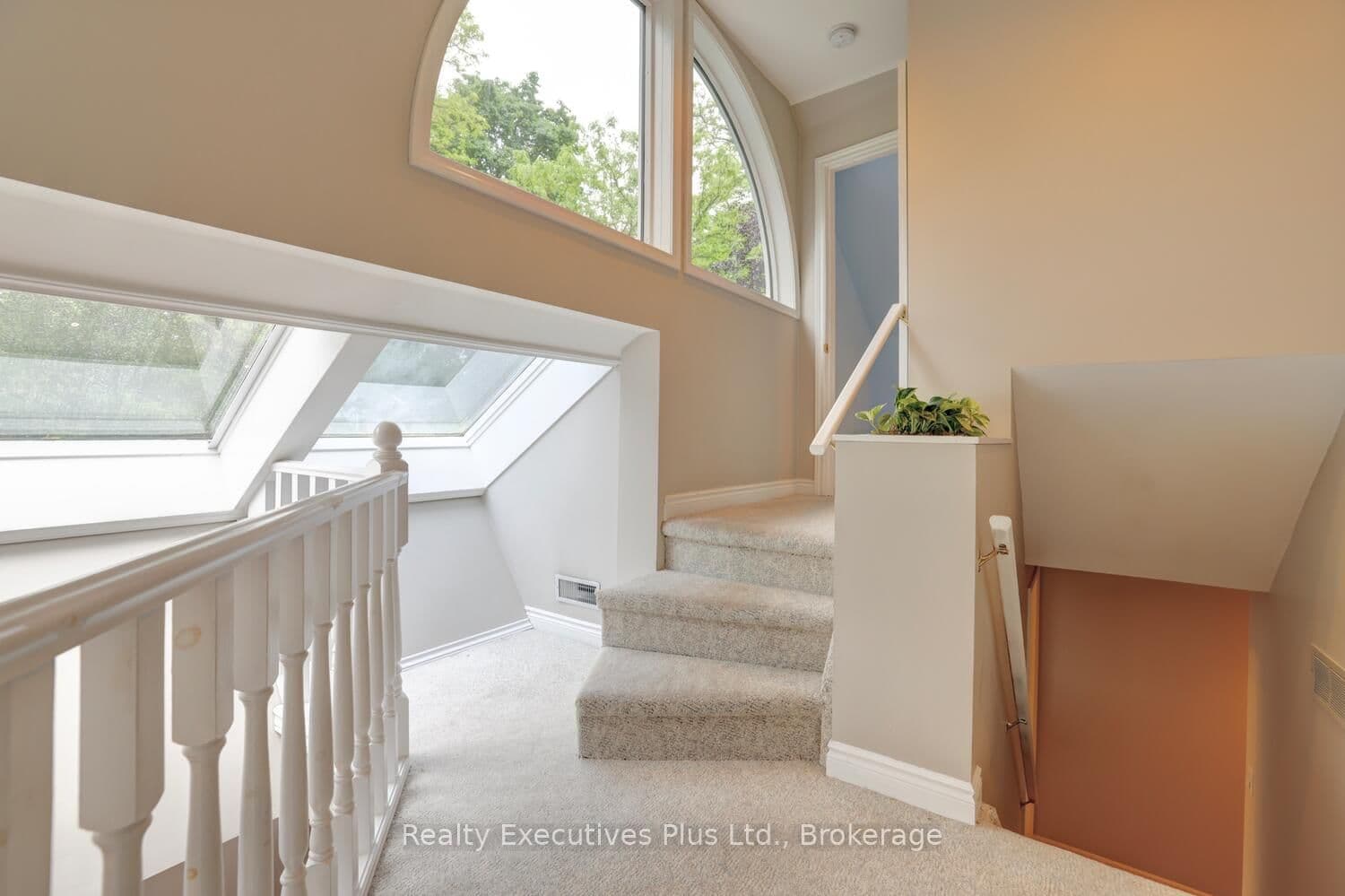 322 Pine Avenue thumbnail 31