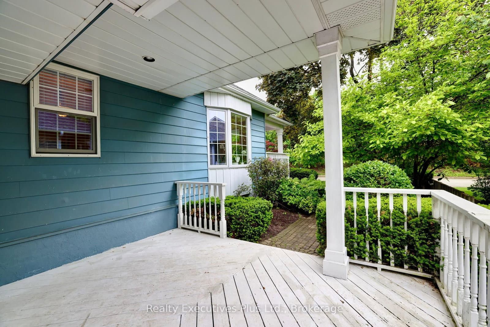 322 Pine Avenue thumbnail 5
